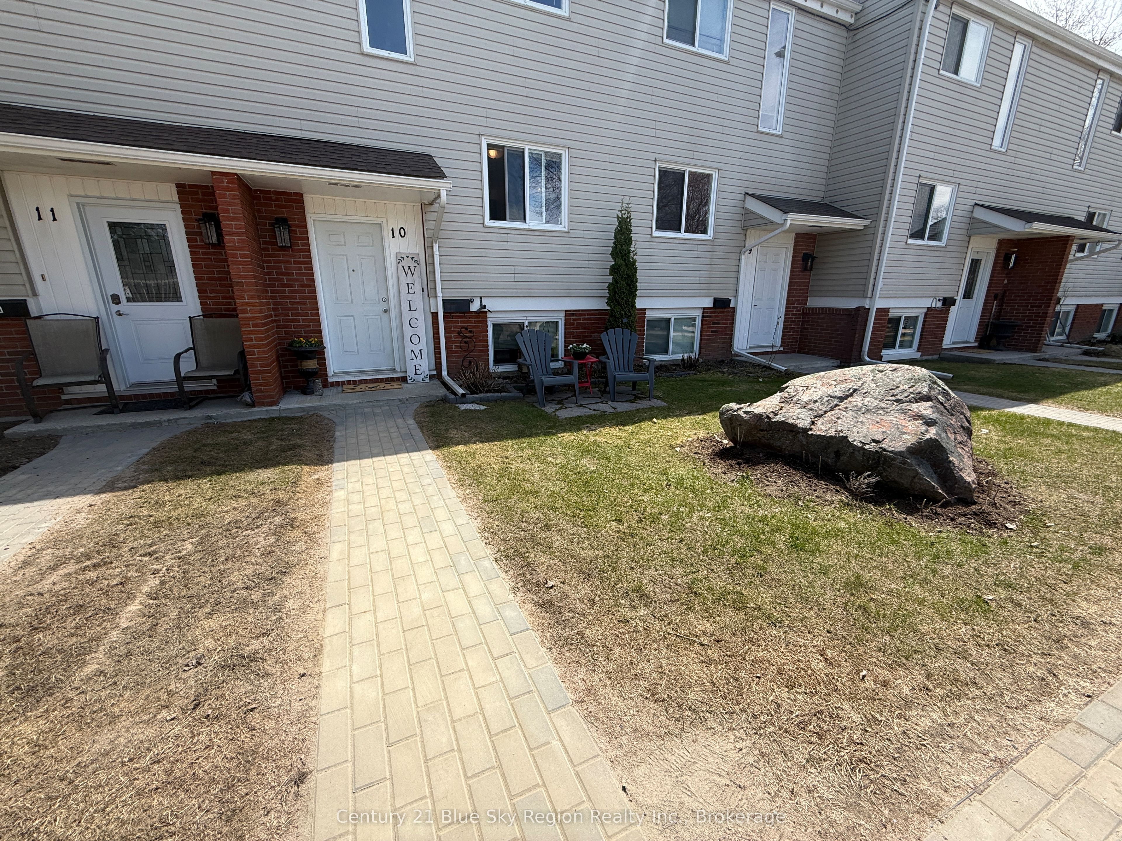 604 Banner Avenue 10, North Bay, ON P1A 1X8