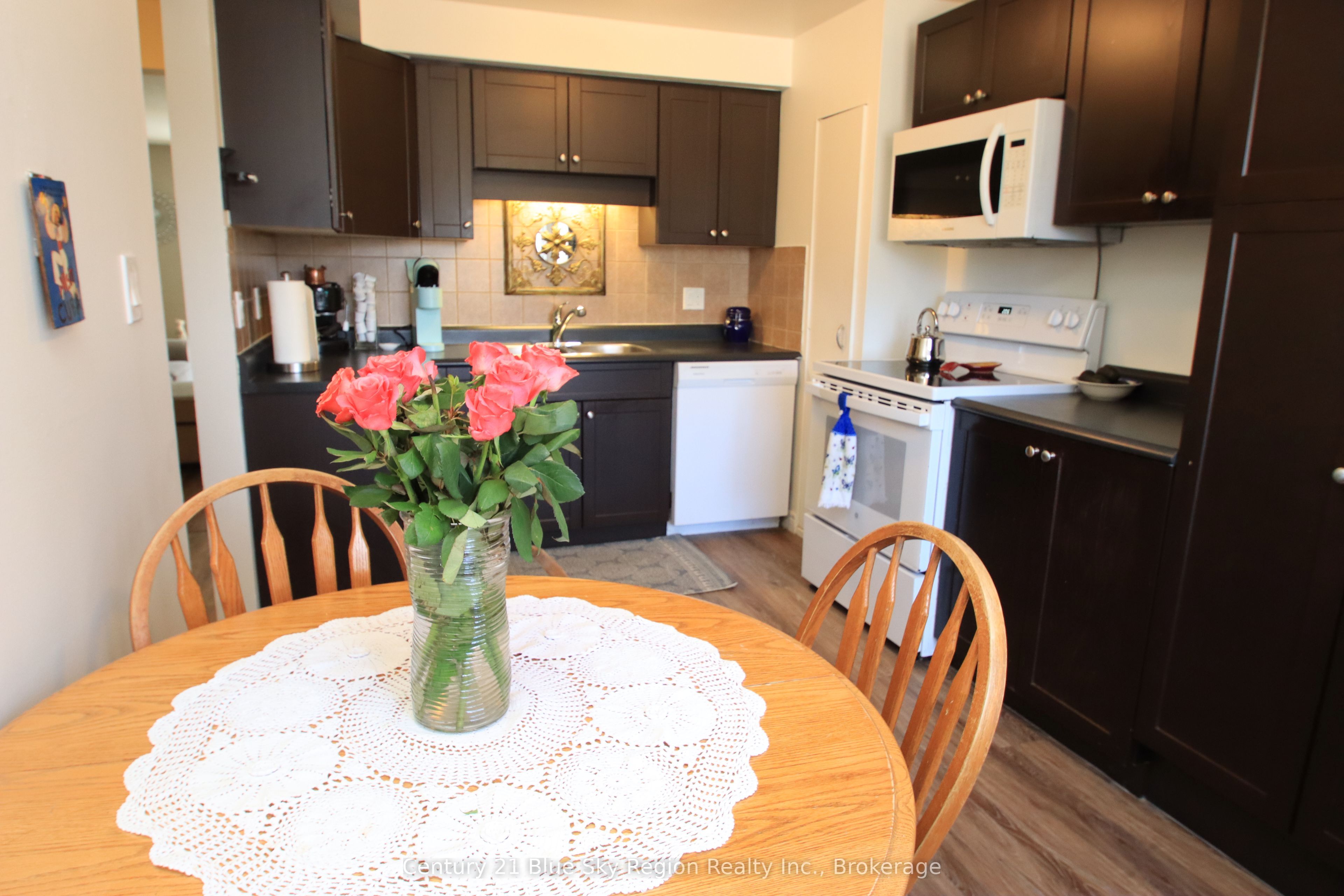 604 Banner Avenue 10, North Bay, ON P1A 1X8 photo 4
