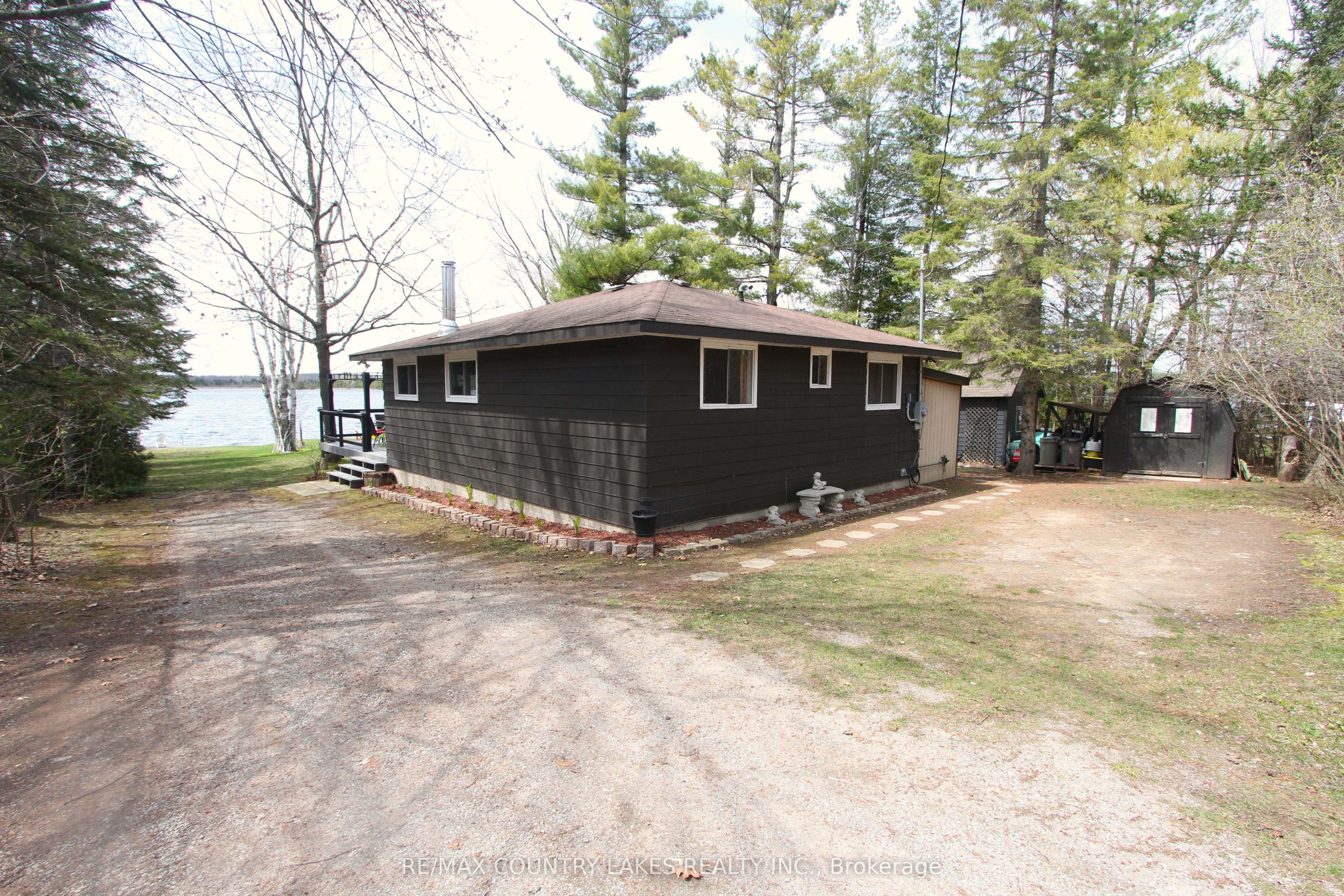 31 Hillcrest Avenue, Kawartha Lakes, ON K0M 2B0 photo 3