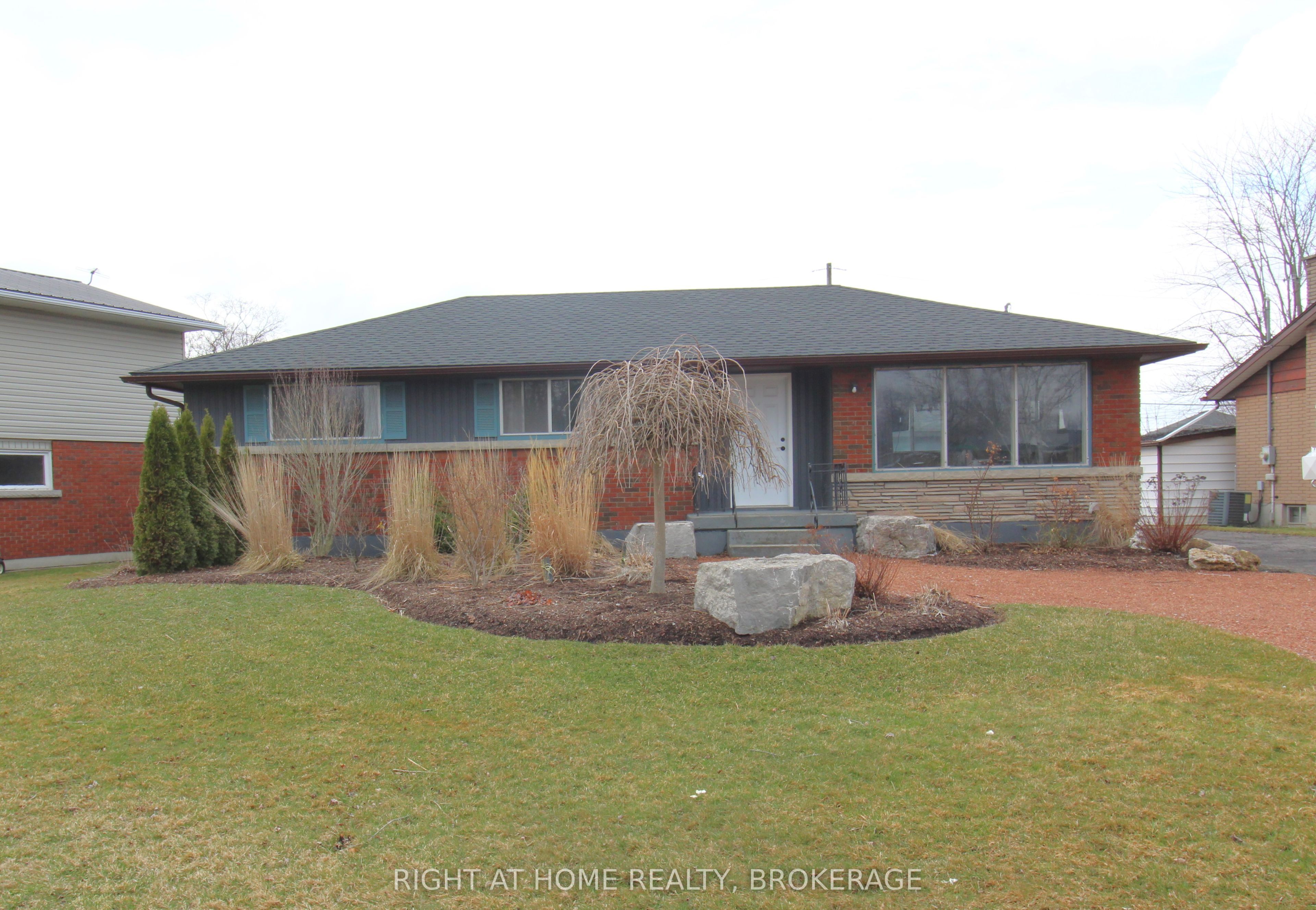 105 Glenwood Parkway, Welland, ON L3B 5M7