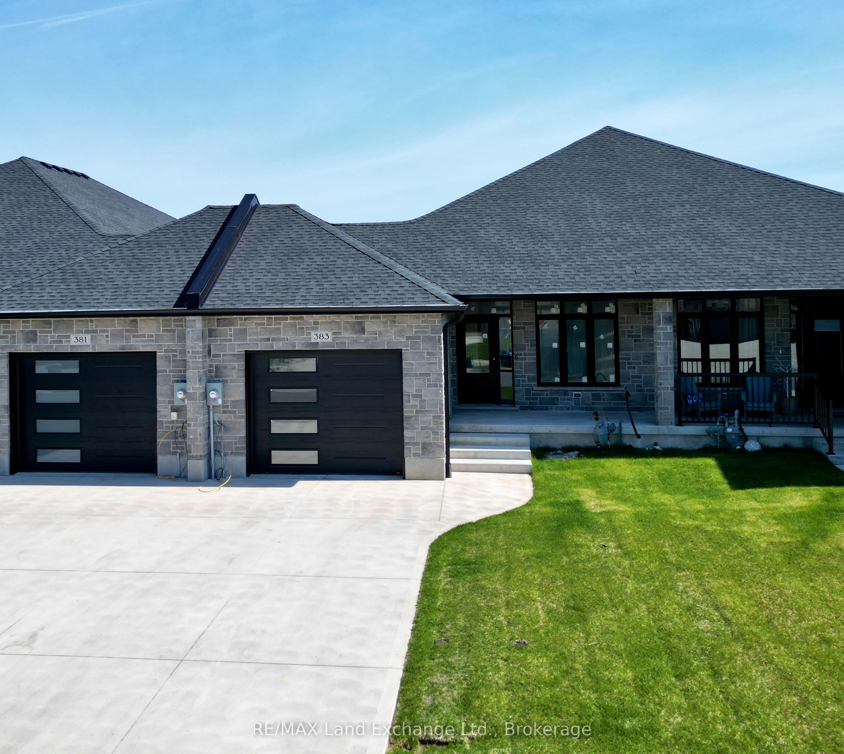 383 Rosner Drive, Saugeen Shores, ON N0H 2C8