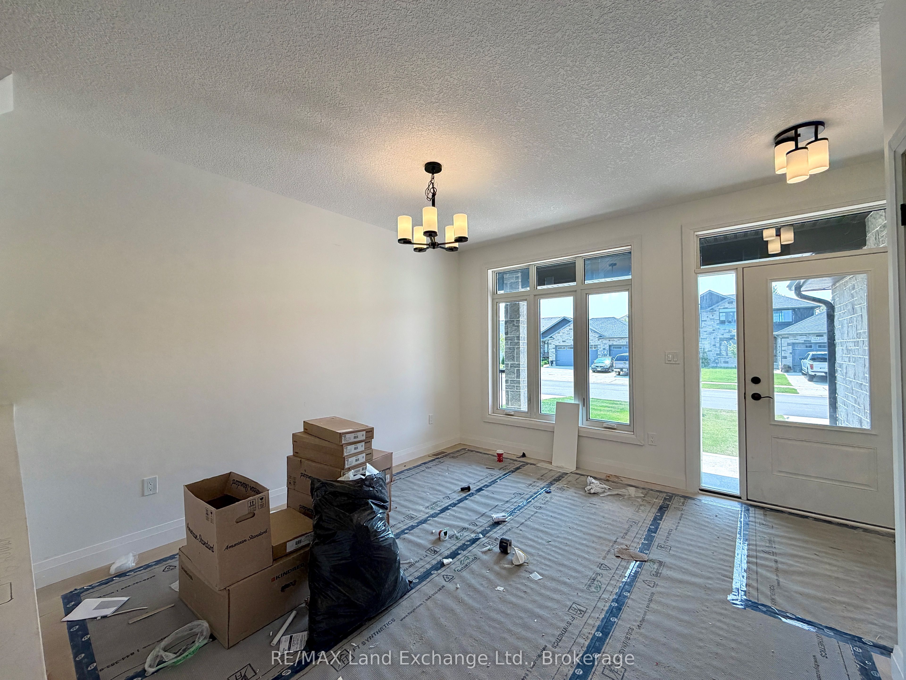 383 Rosner Drive, Saugeen Shores, ON N0H 2C8 photo 2