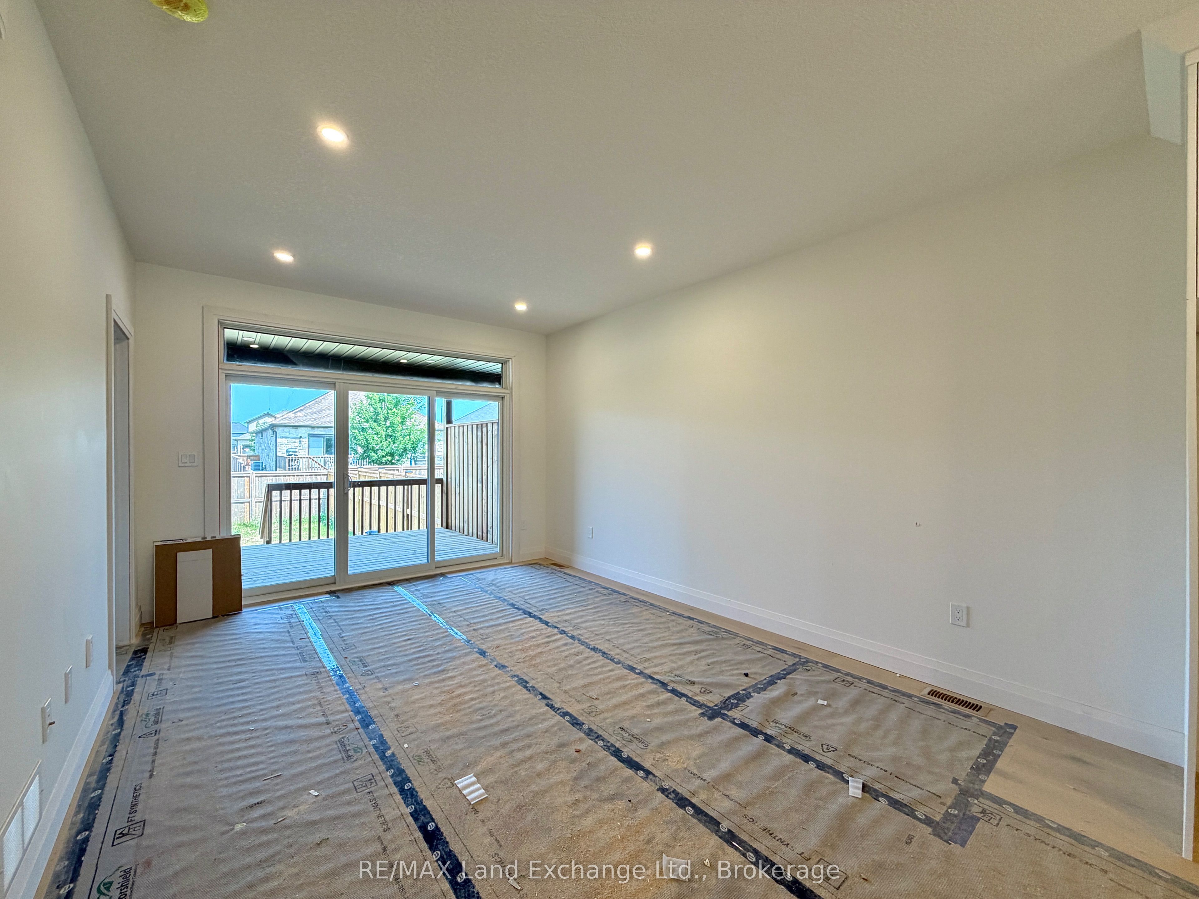 383 Rosner Drive, Saugeen Shores, ON N0H 2C8 photo 3