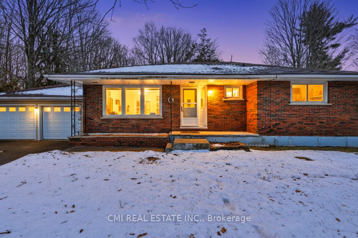 606 GLEN MILLER Road, Quinte West, ON K8V 5P8