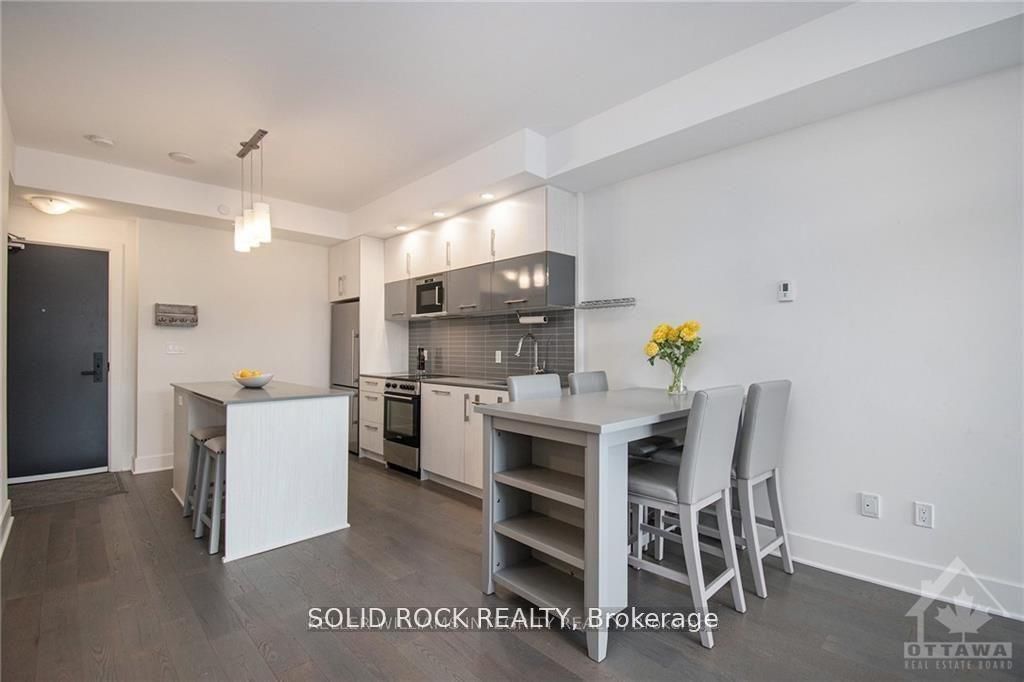 255 Bay Street 213, Ottawa Centre, ON K1R 5Z4 photo 3