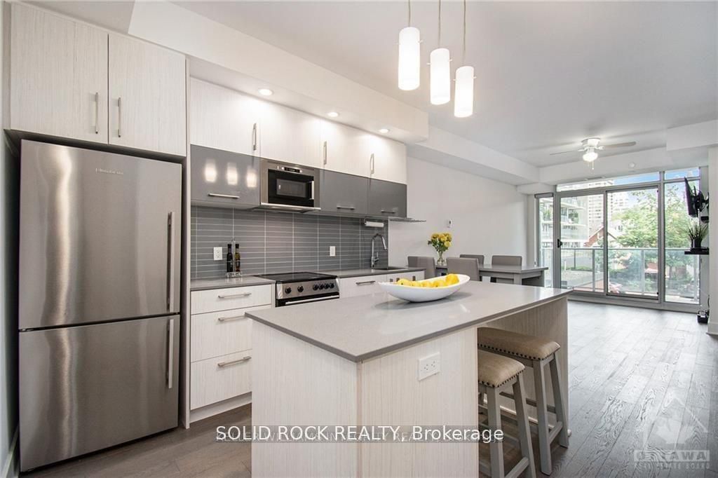 255 Bay Street 213, Ottawa Centre, ON K1R 5Z4 photo 4