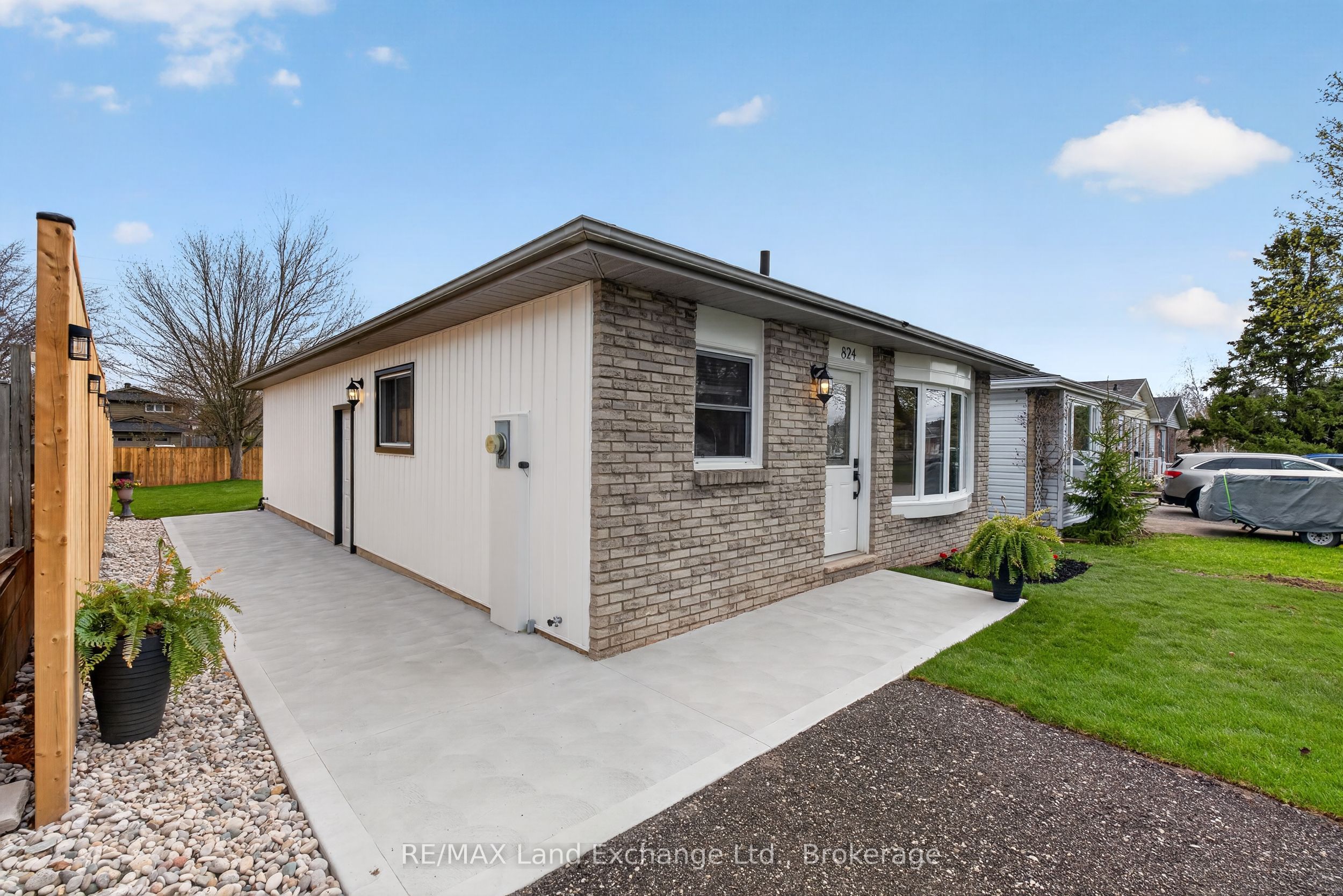 824 Andrew Malcolm Drive, Kincardine, ON N2Z 1M6 photo 4
