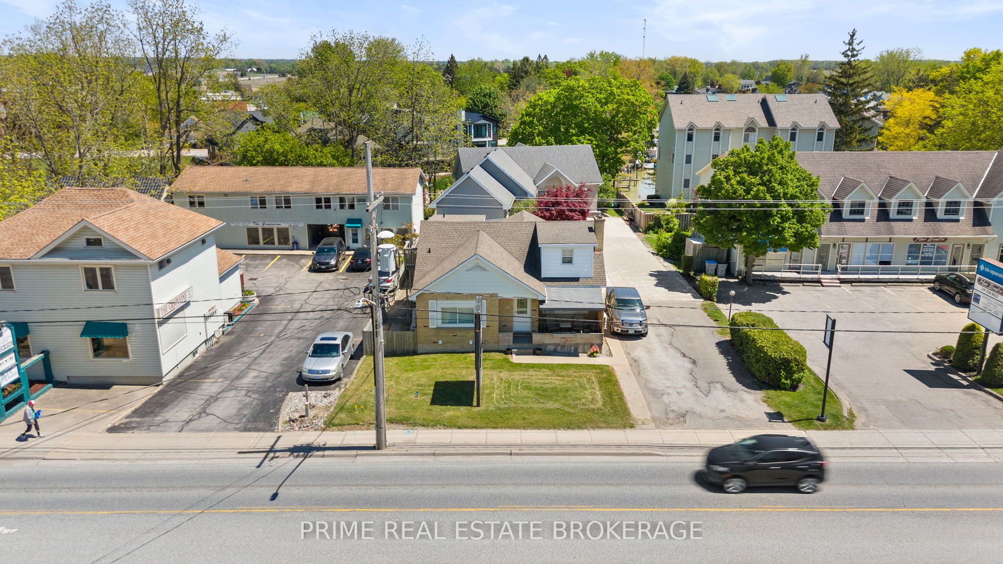 34 Ontario Street S, Lambton Shores, ON N0M 1T0 photo 2