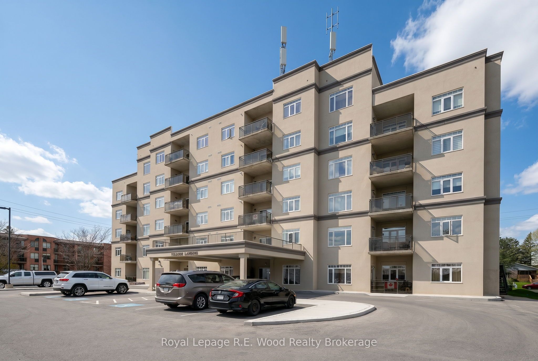 80 Bridge Street E 205, Tillsonburg, ON N4G 1T2