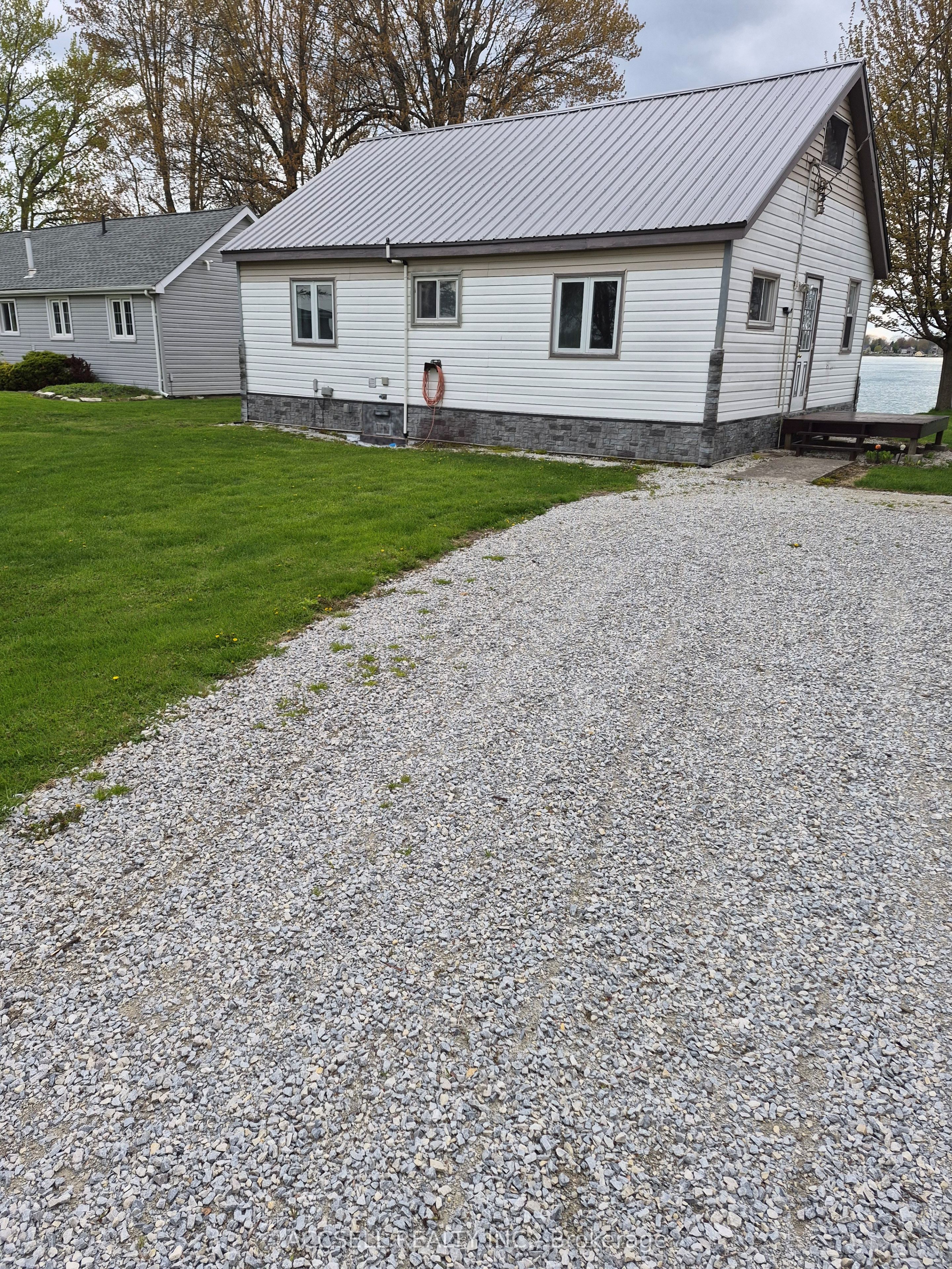 3053 St Clair Parkway, Out of Area, ON N0P 2H0