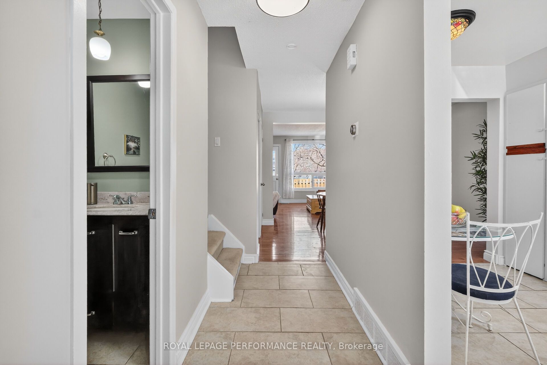 1389 Palmerston Drive 108, Cyrville - Carson Grove - Pineview, ON K1J 8N9 photo 5