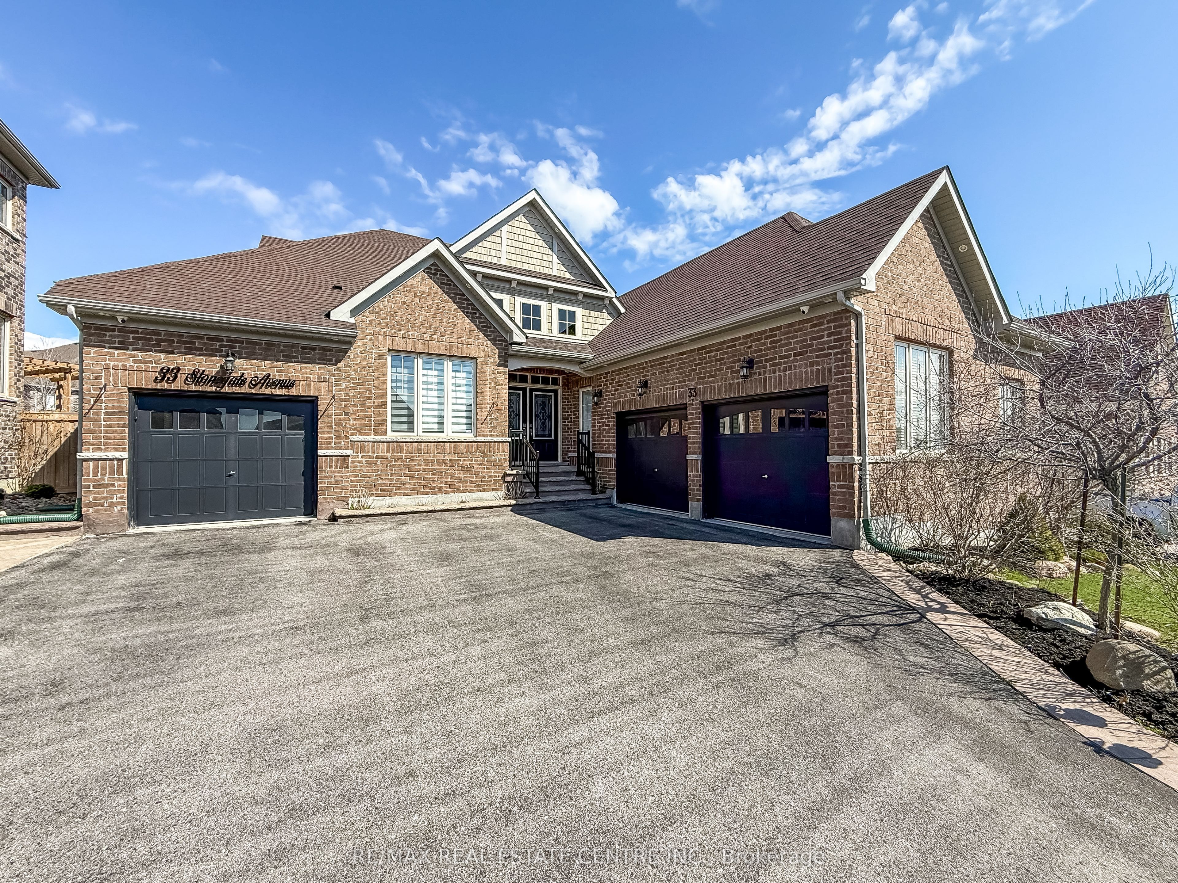 33 Stonegate Avenue, Mono, ON L9W 6X1 photo 3