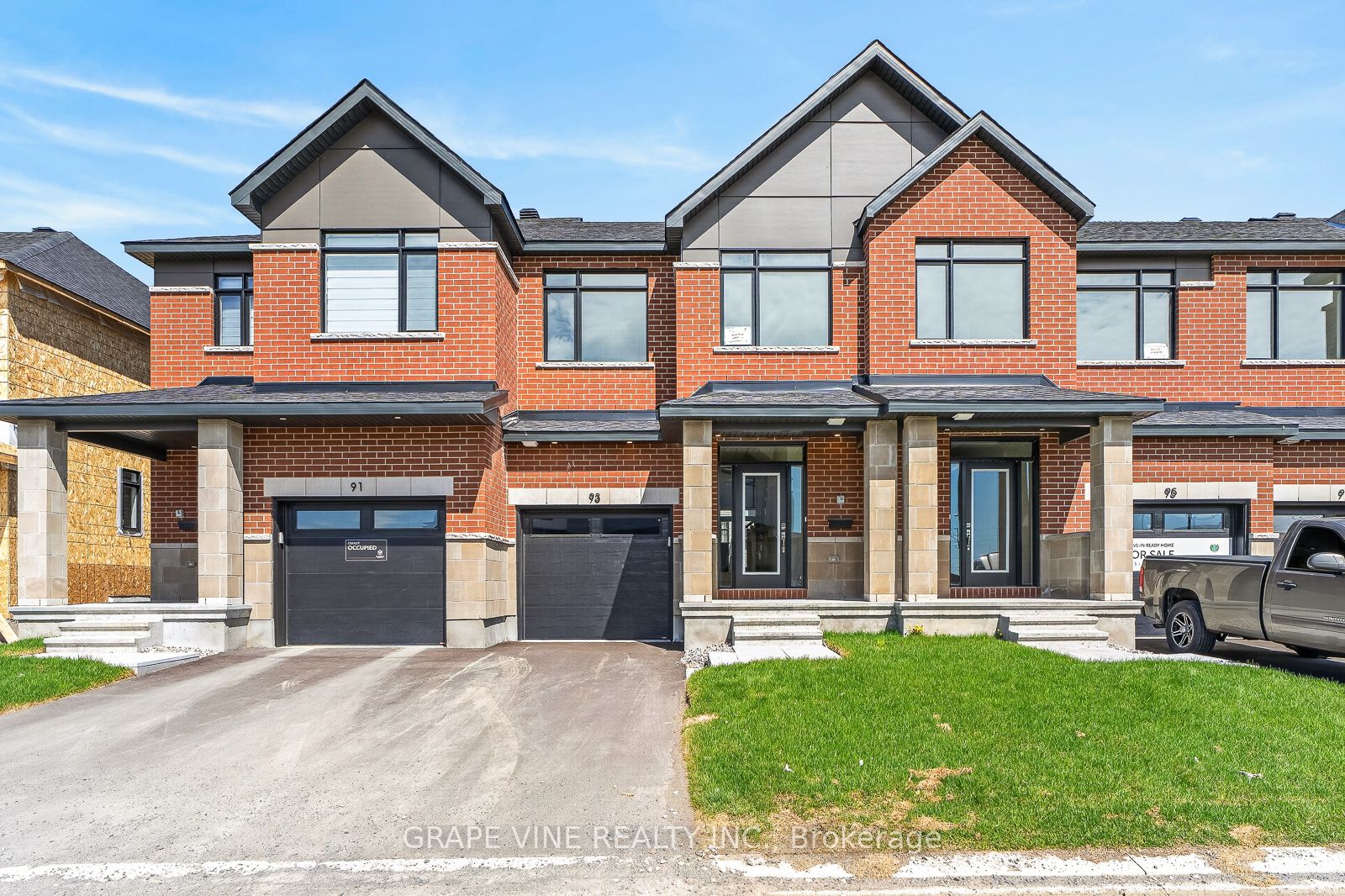 93 San Felice Circle, Kanata, ON K2S 2R9