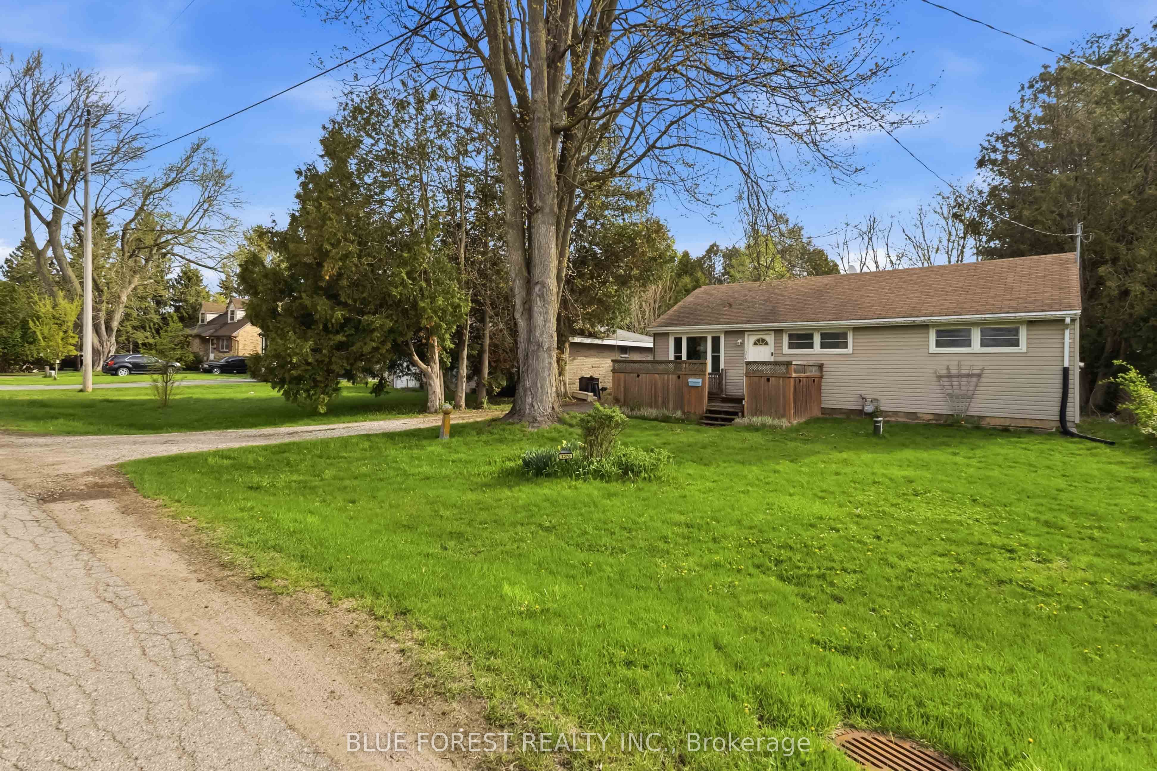 1376 Kostis Avenue, London East, ON N5V 3E2 photo 3