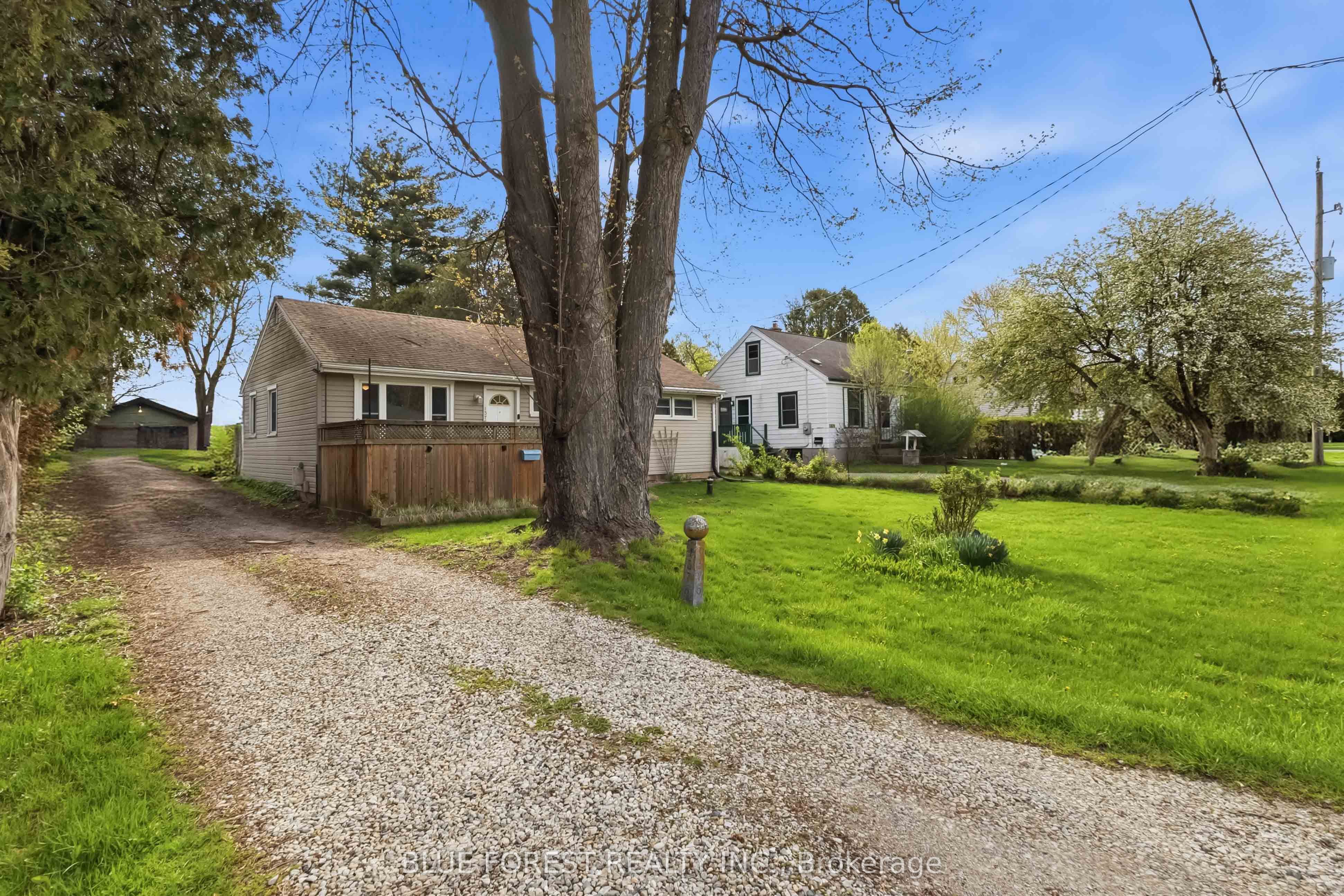1376 Kostis Avenue, London East, ON N5V 3E2 photo 4