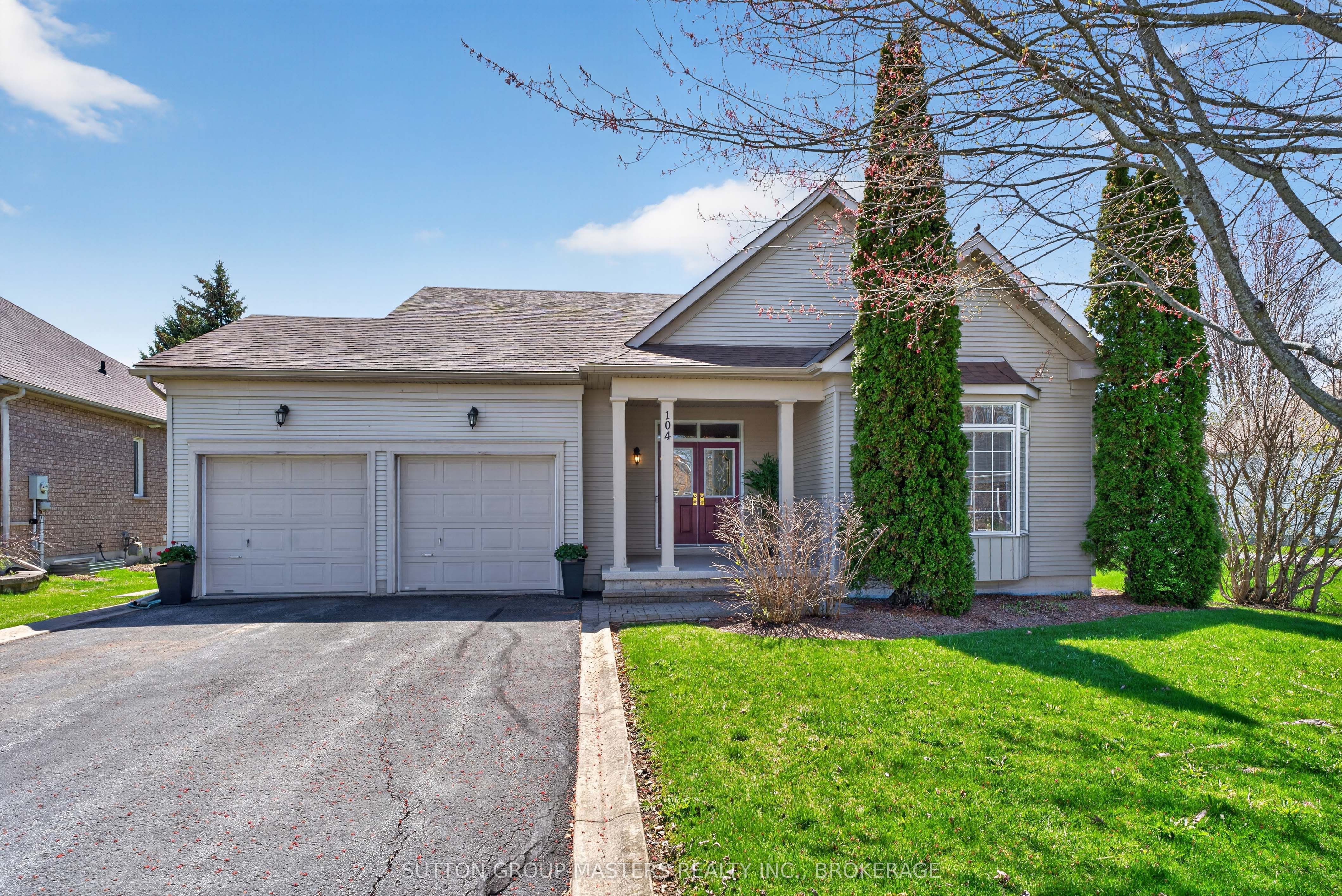 104 Abbey Dawn Drive, Loyalist, ON K0H 1G0
