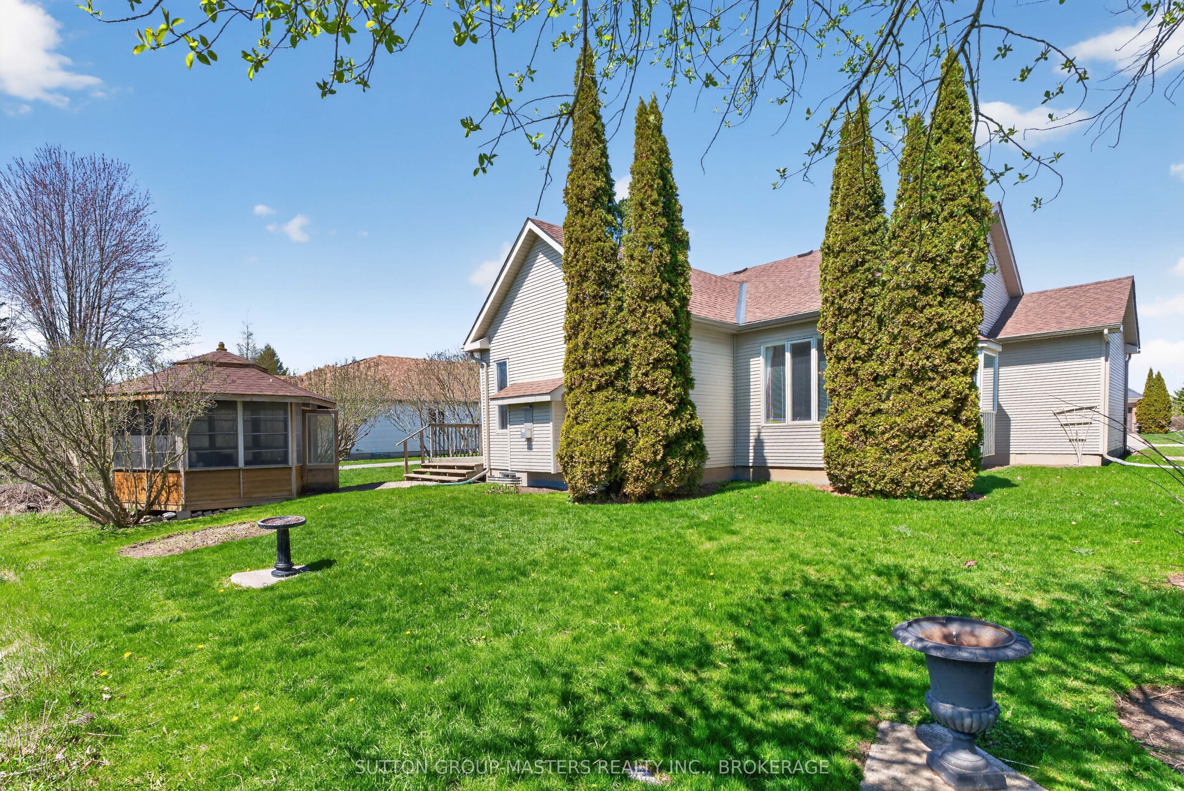 104 Abbey Dawn Drive, Loyalist, ON K0H 1G0 photo 4