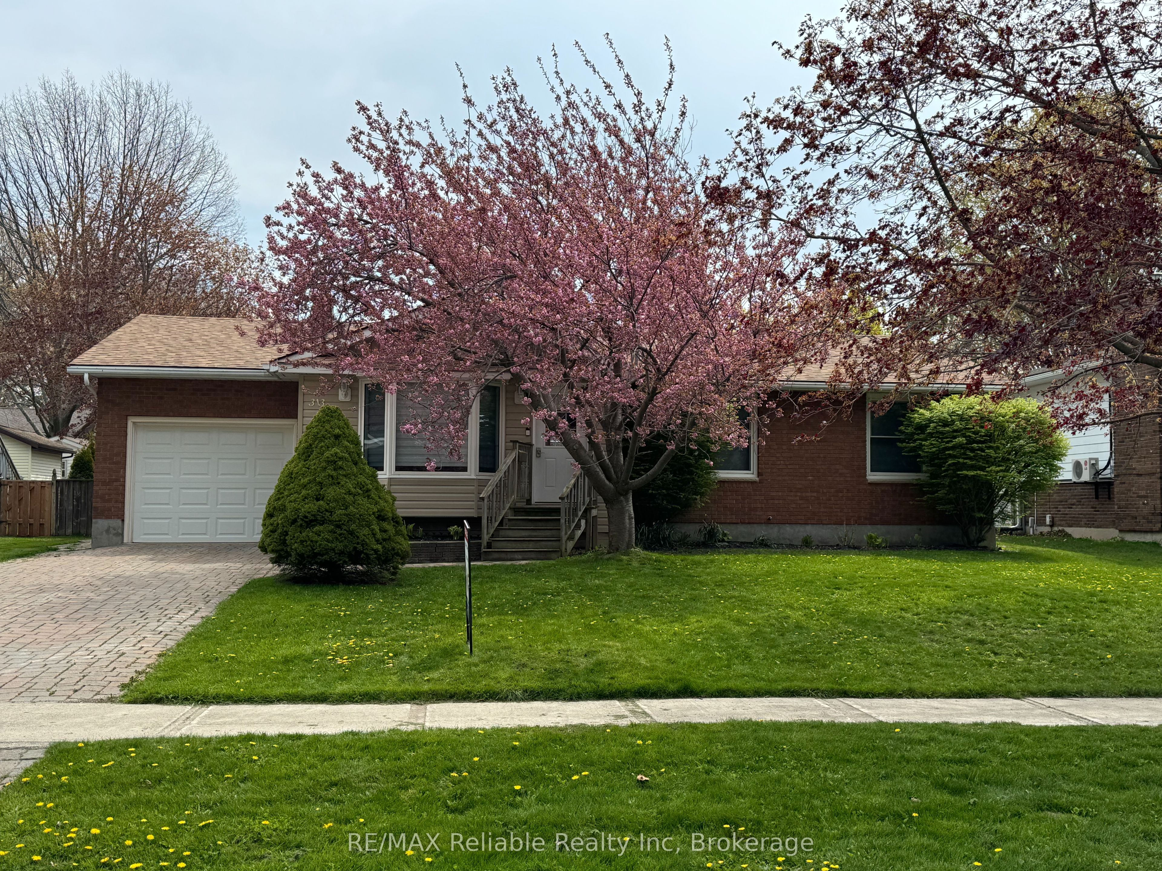 313 Krohmer Drive, Goderich, ON N7A 4G8
