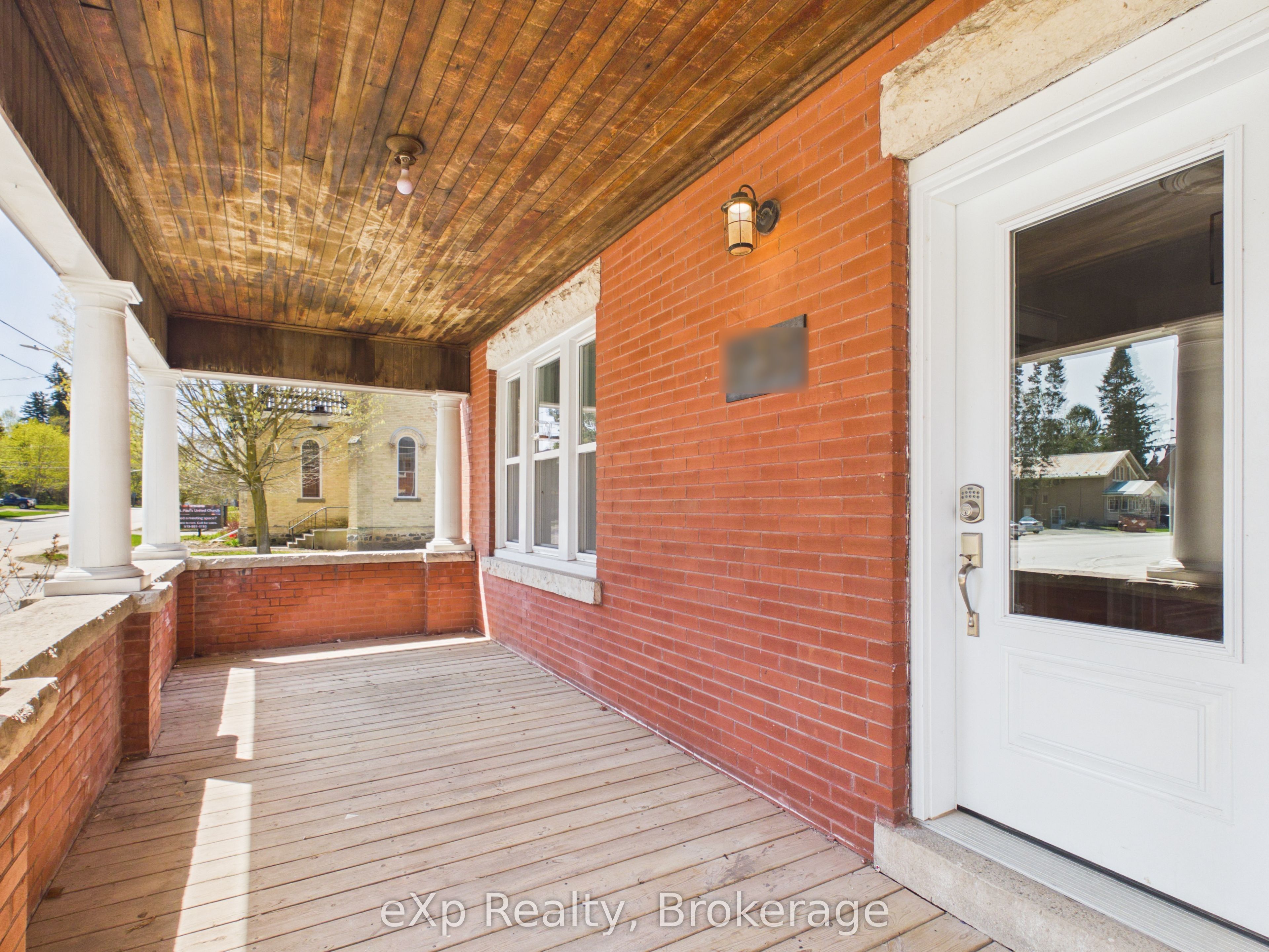 235 Jackson Street S, Brockton, ON N0G 2V0 photo 4
