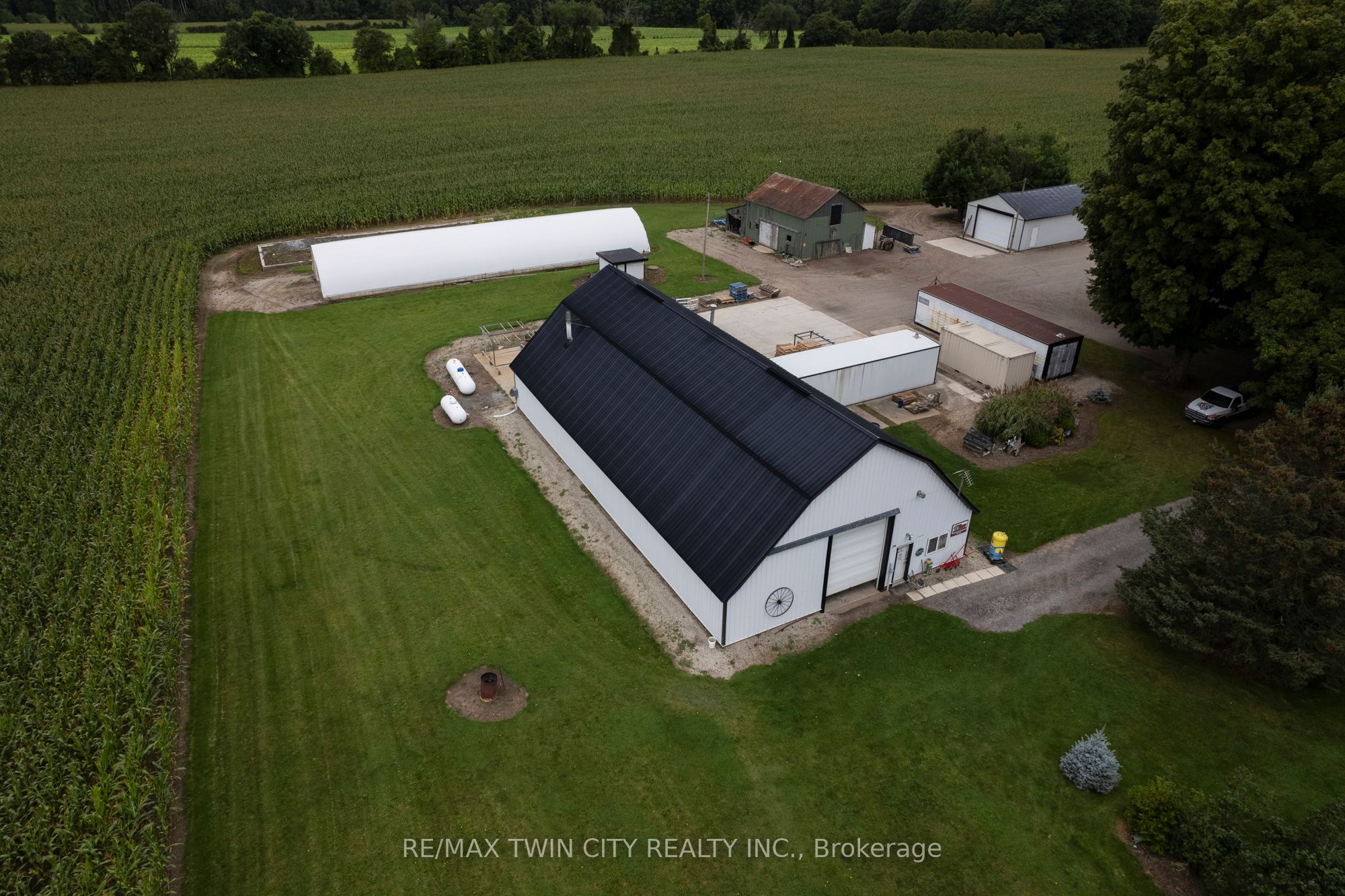 331 MIDDLE TOWNLINE Road, Brant, ON N0E 1E0 photo 2