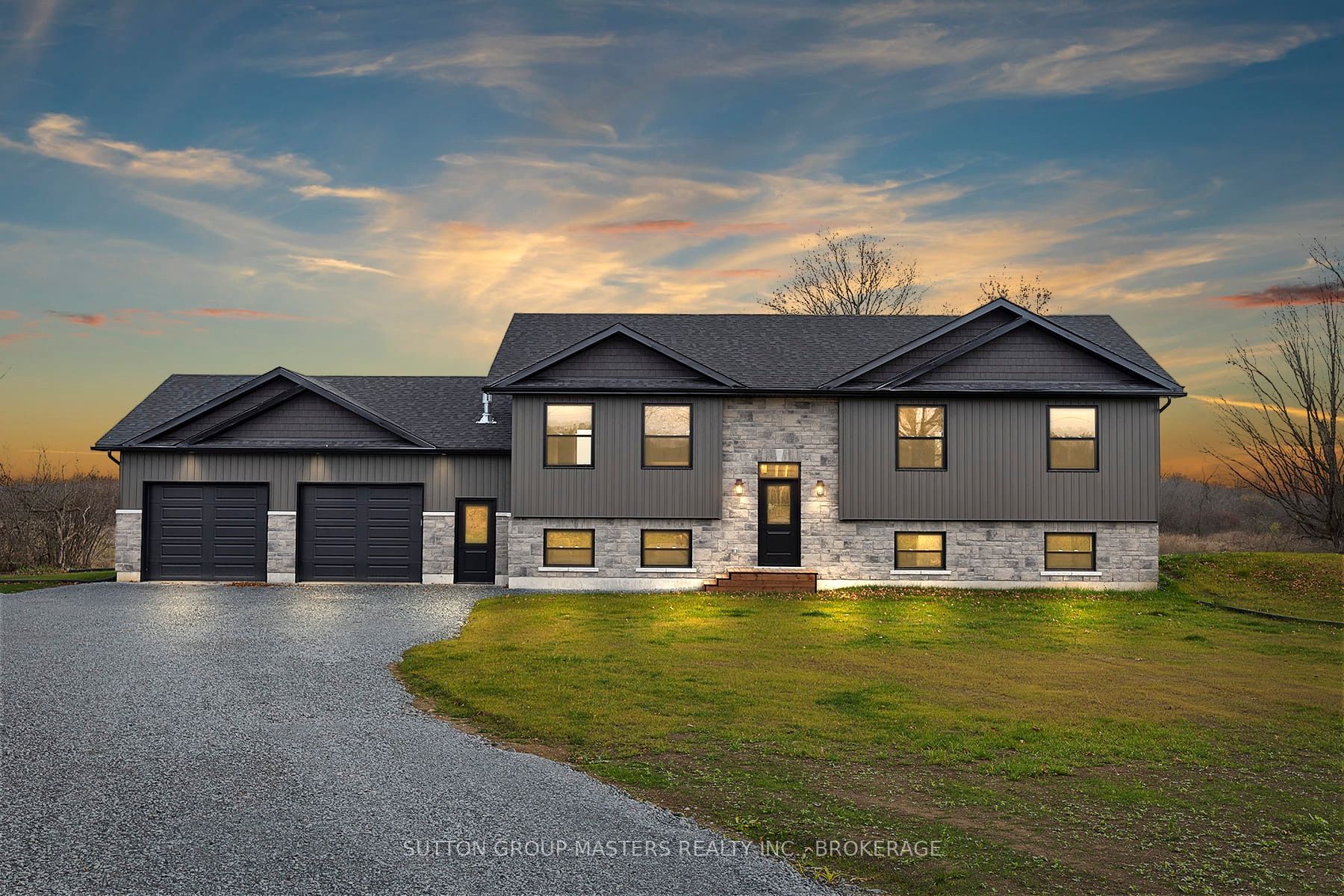 3893 W Round Lake Road W, Frontenac, ON K0H 1X0