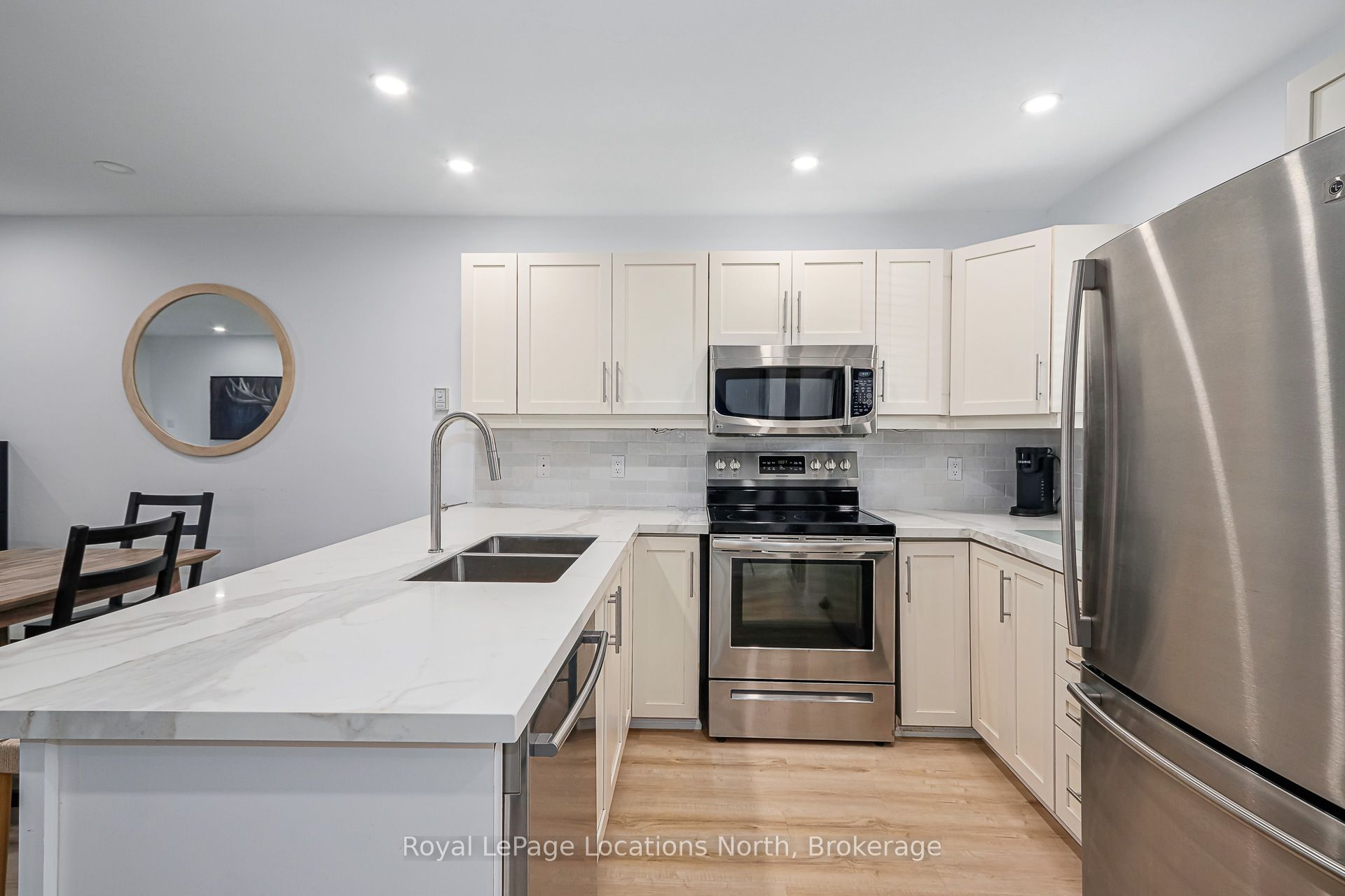 100 Alice Street W 69, Blue Mountains, ON N0H 2P0 photo 4