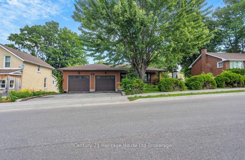 165 Park Row, Woodstock, ON N4S 1V9 photo 2