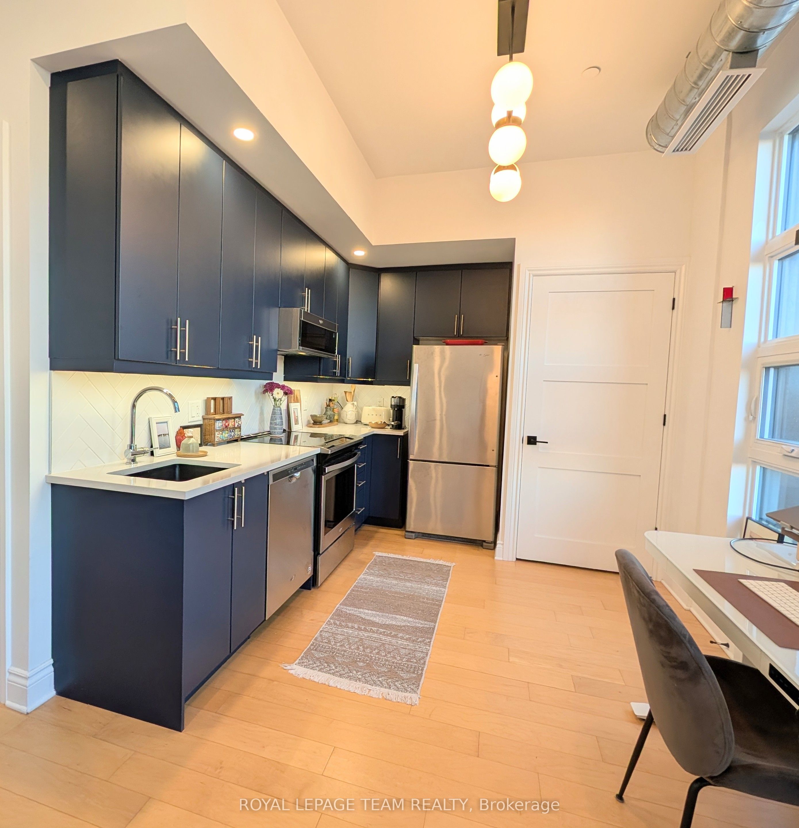 101 Pinhey Street 304, West Centre Town, ON K1Y 1V9 photo 4