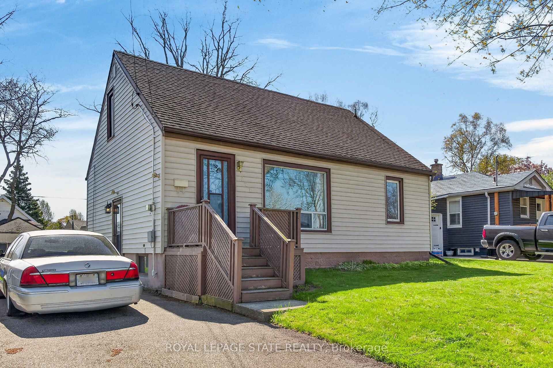 227 West 19th Street, Hamilton, ON L9C 4J3