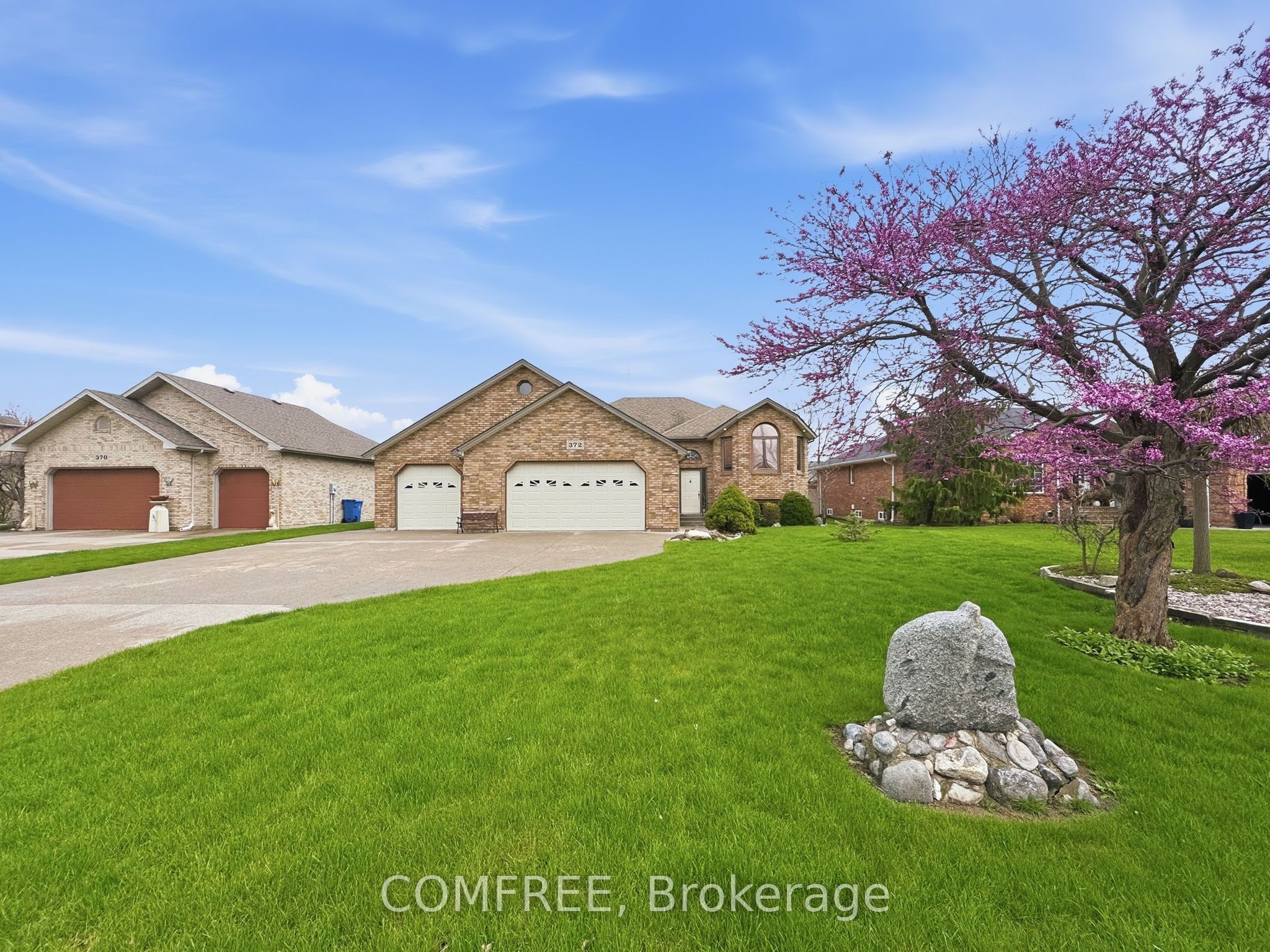 372 East Puce Road, Lakeshore, ON N8L 0C6
