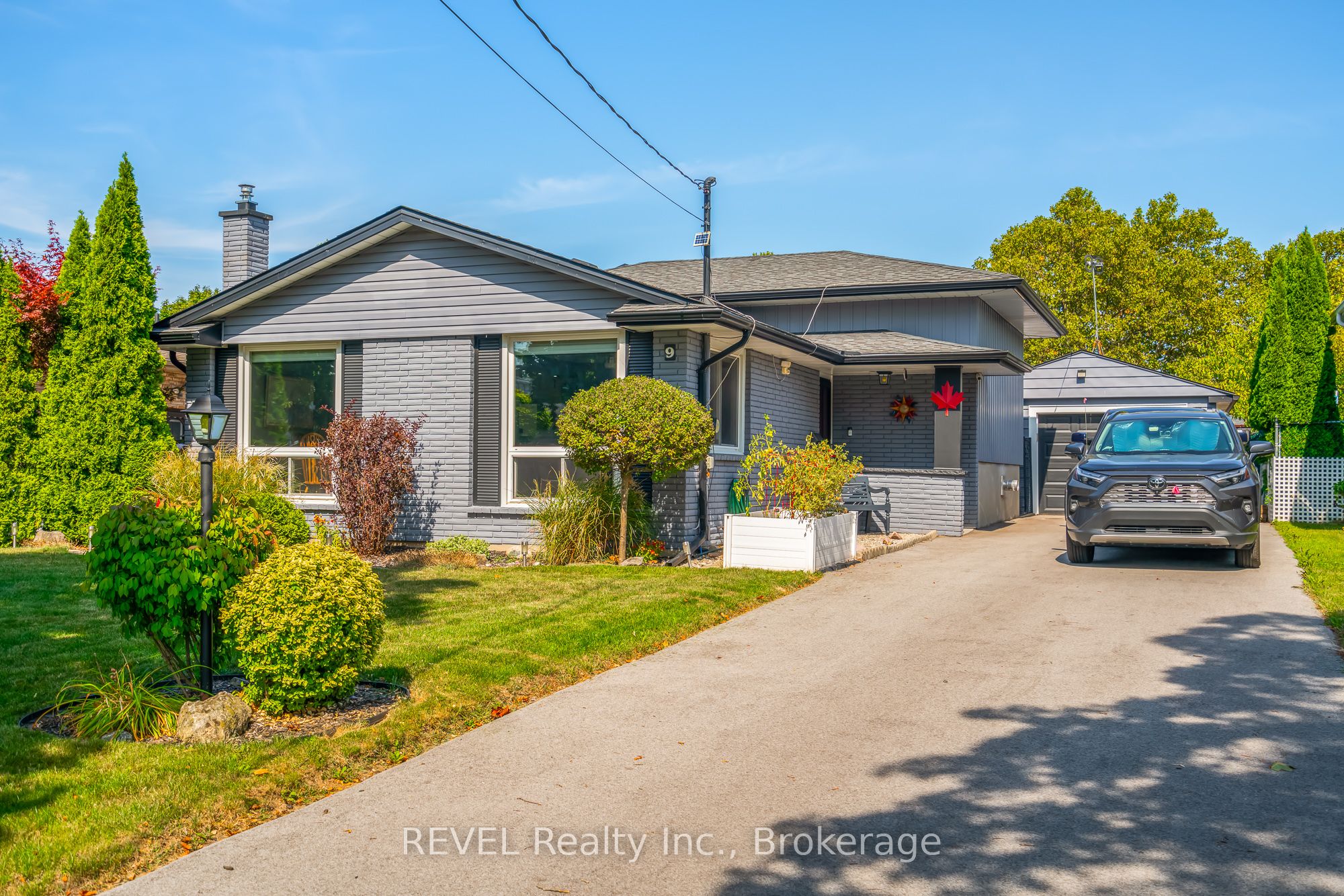 9 Fitzroy Lane, St. Catharines, ON L2M 6N6