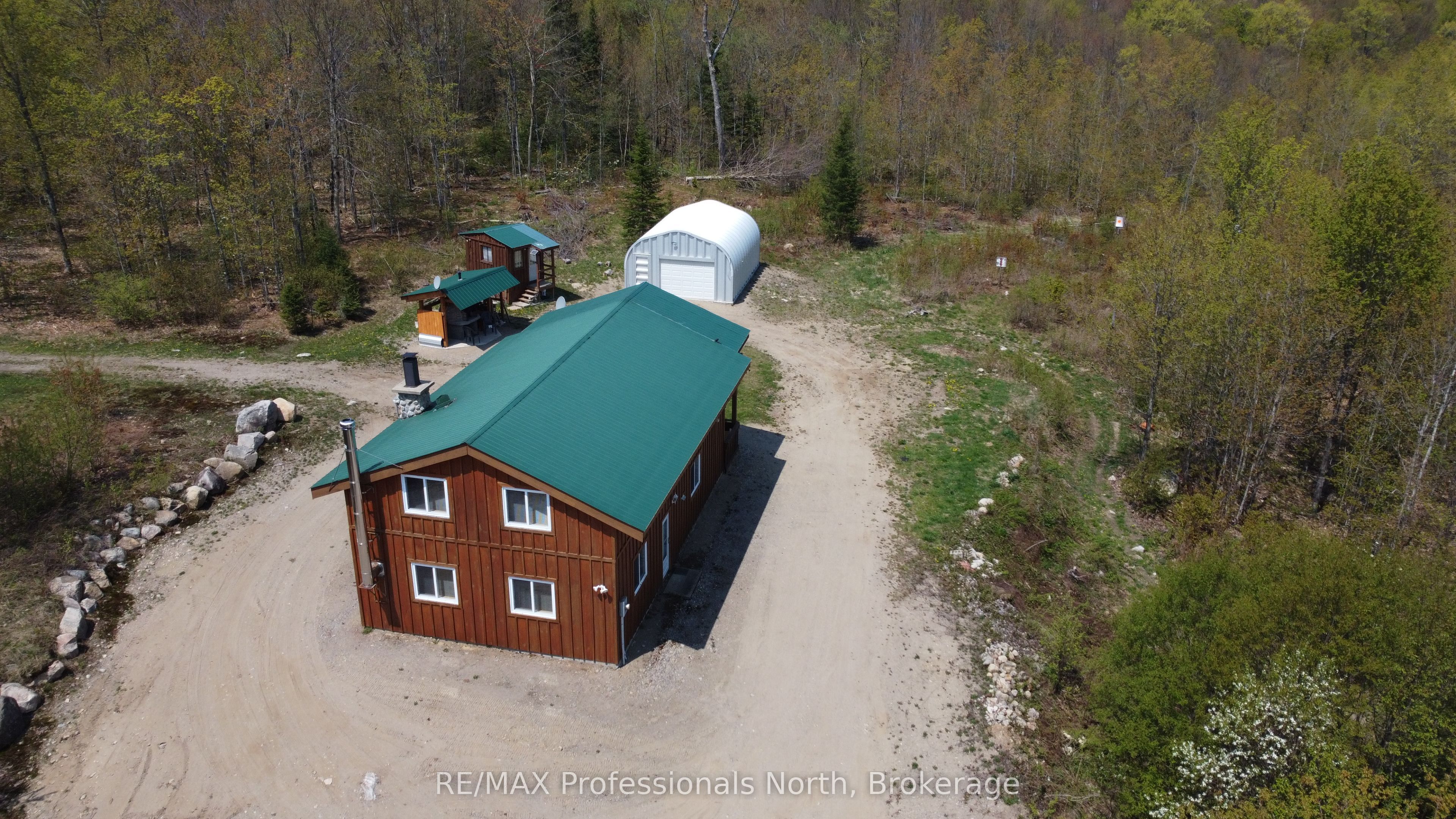 3944 CHETWYND Road, Kearney, ON P0A 1M0