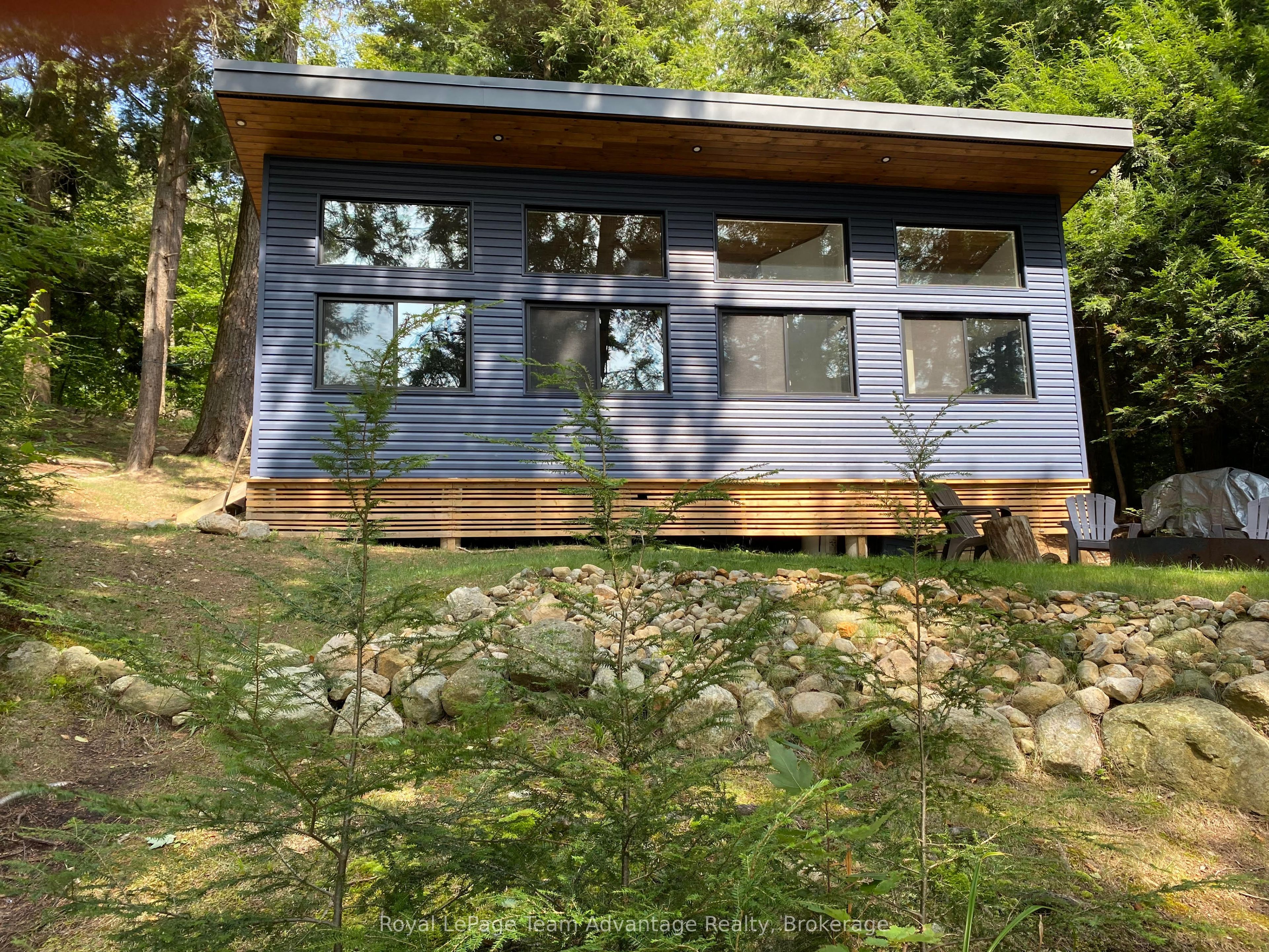 6-236 Island, Seguin, ON P2A 2W8