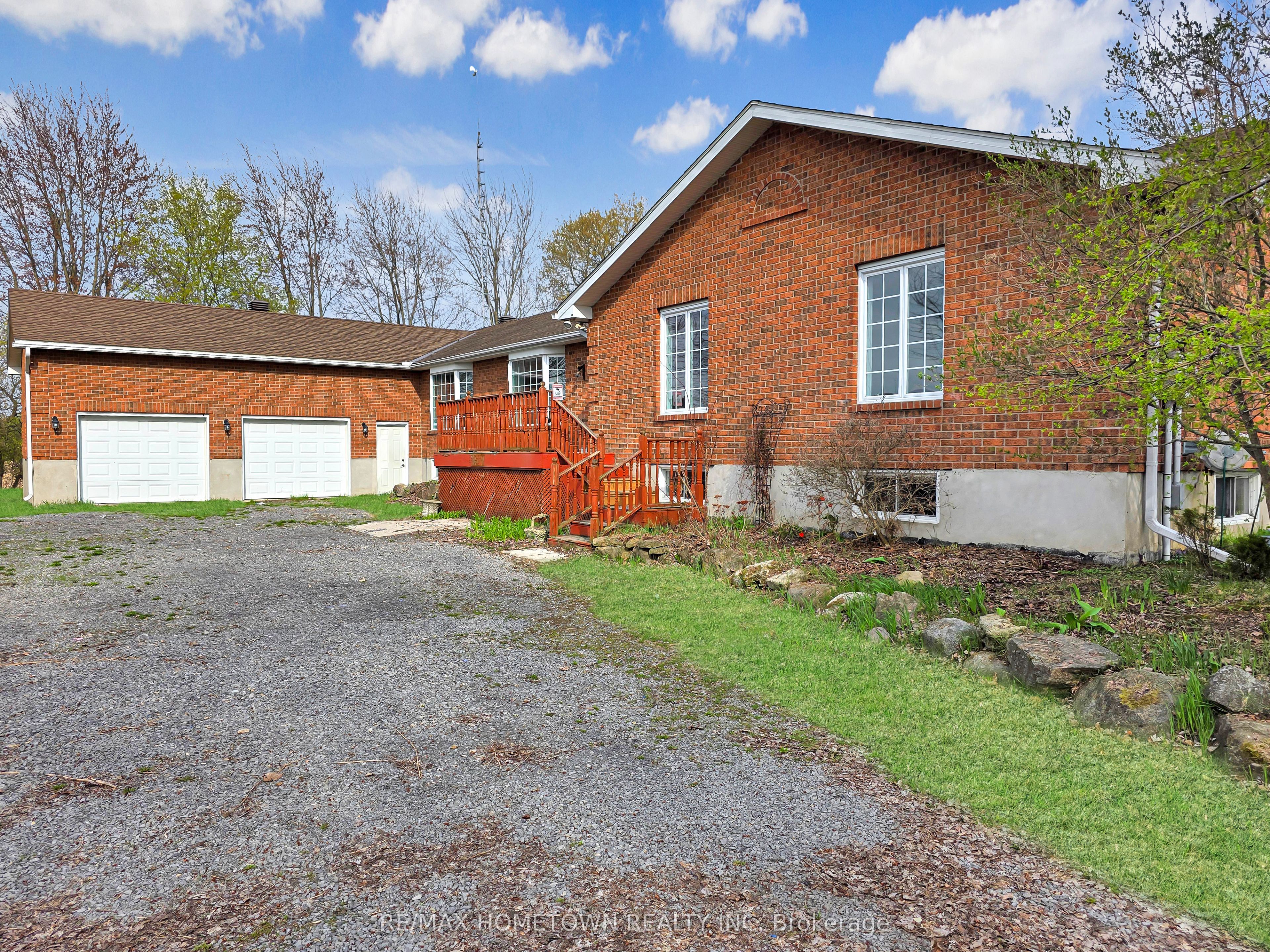 3583 Carman Road, South Dundas, ON K0E 1C0 photo 2