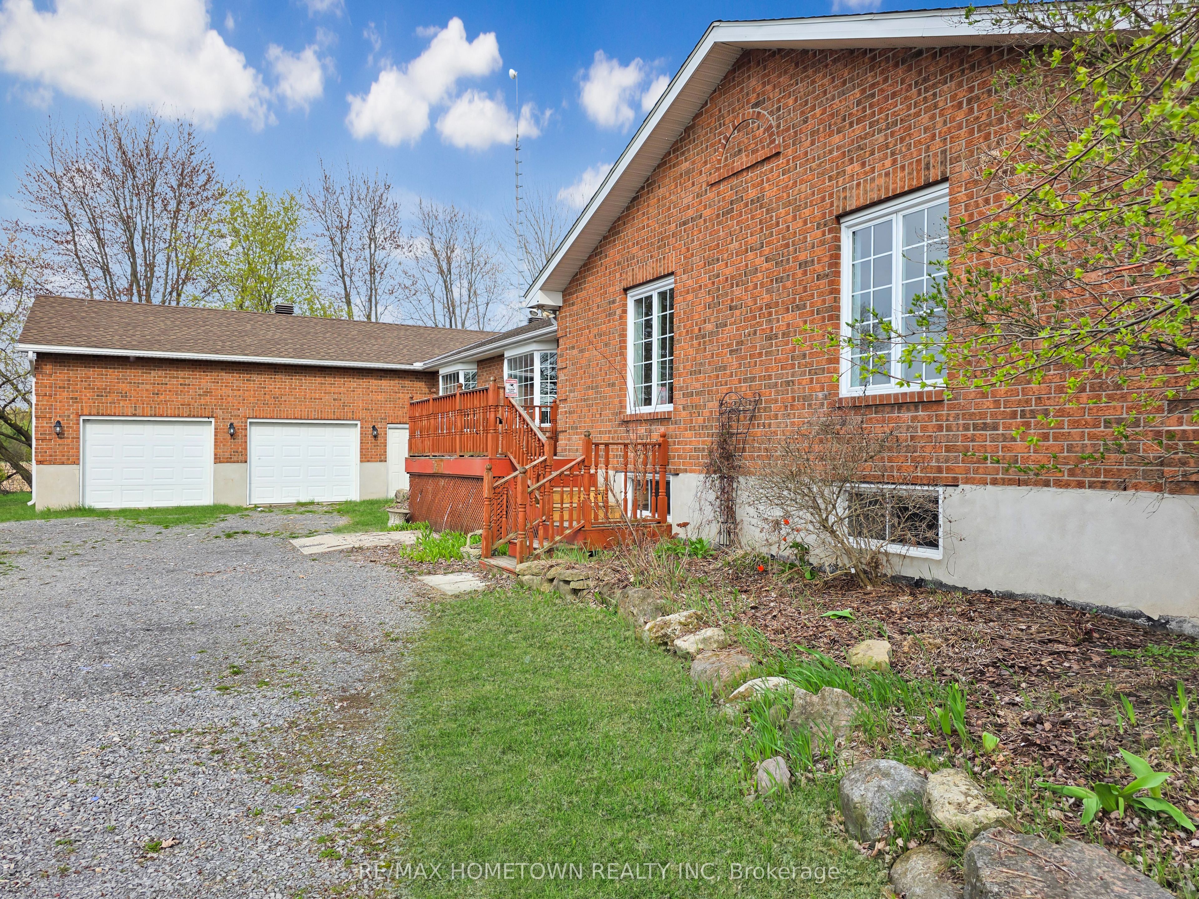 3583 Carman Road, South Dundas, ON K0E 1C0 photo 3