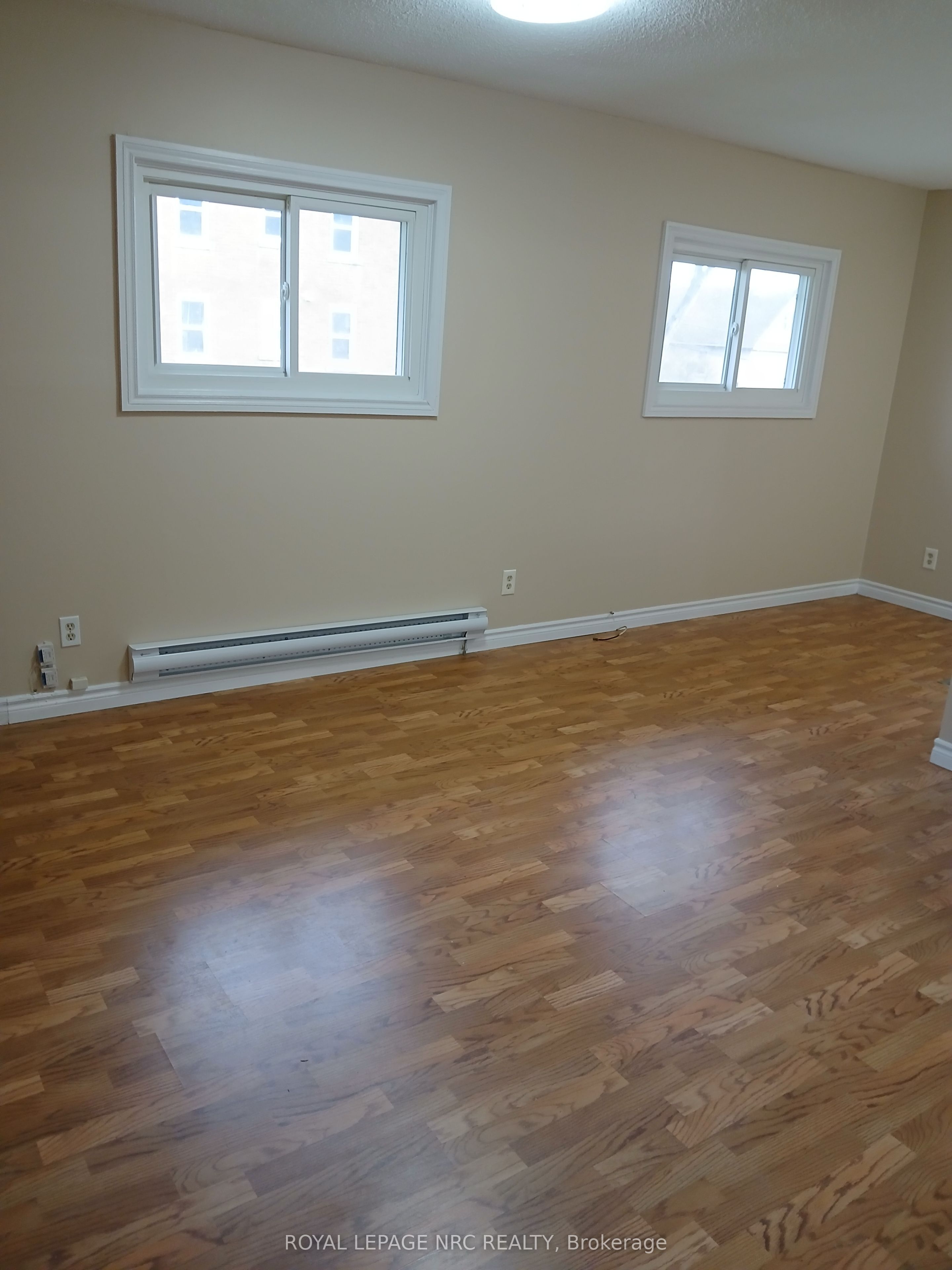 5583 Ontario Avenue B, Niagara Falls, ON L2E 3S4 photo 3