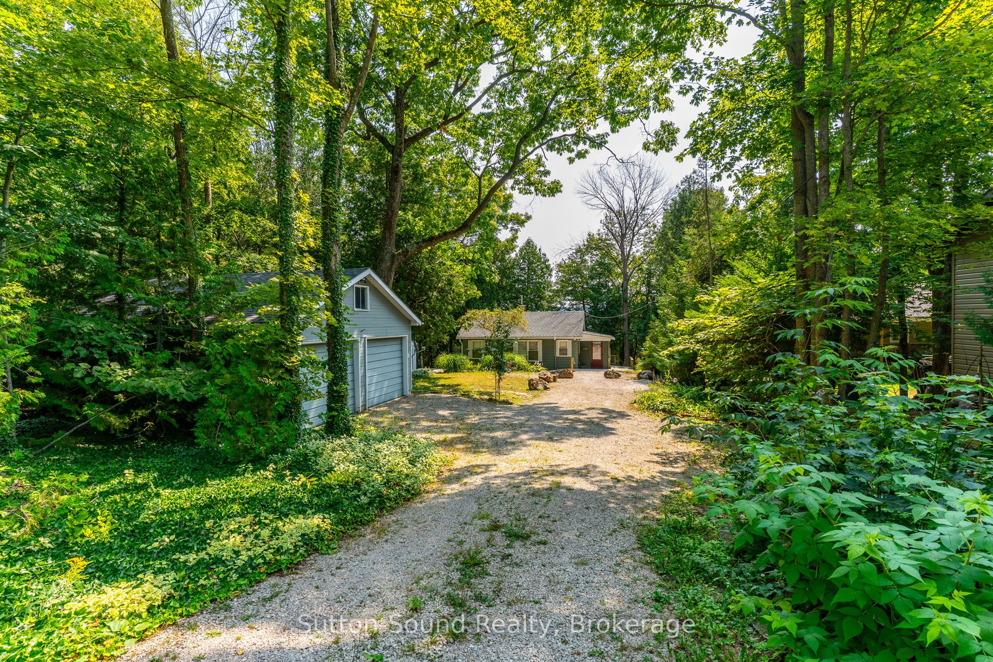 606 Mallory Beach Road, South Bruce Peninsula, ON N0H 2T0