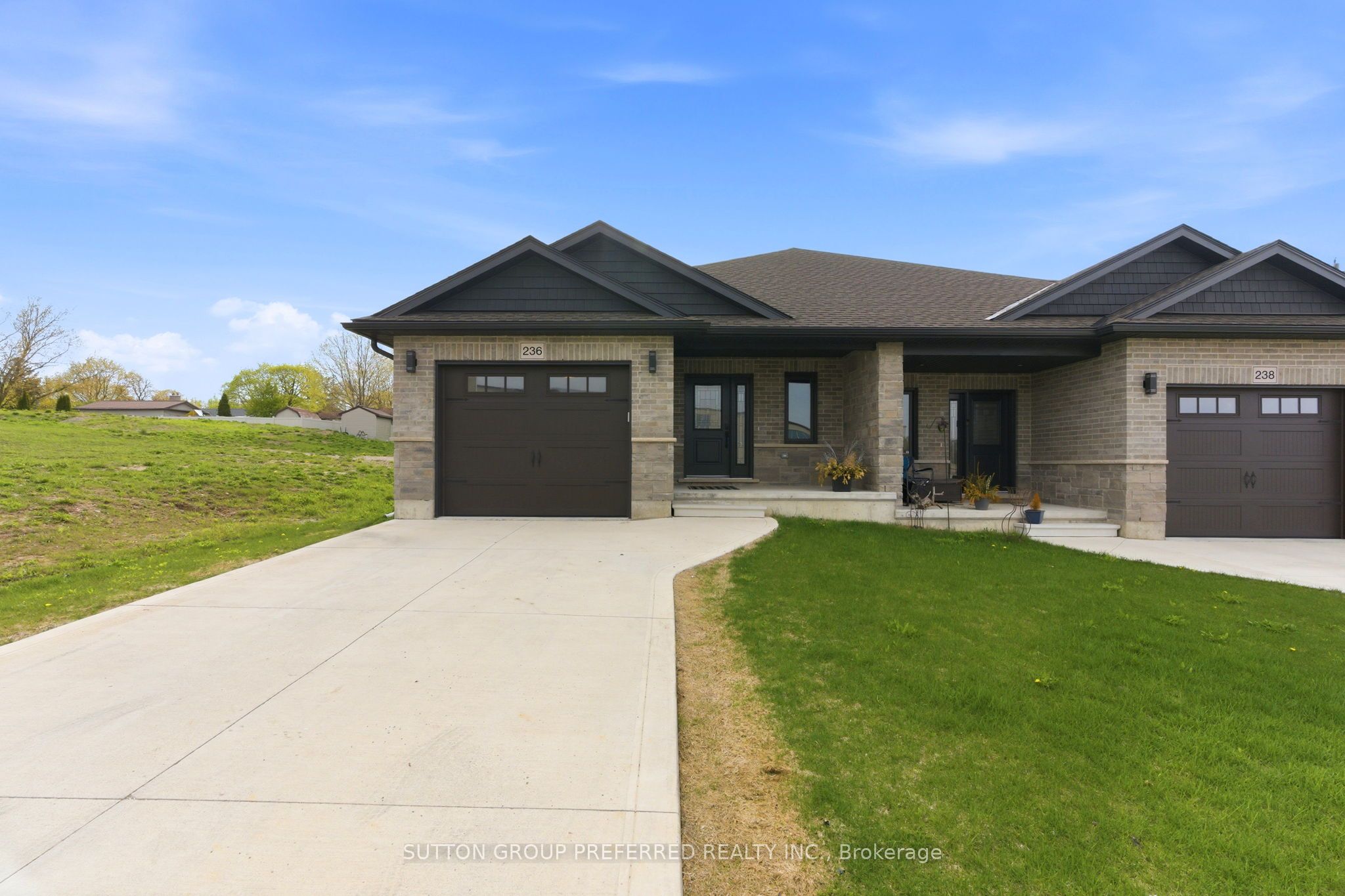 236 BEECH Street, Central Huron, ON N0M 1L0 photo 2