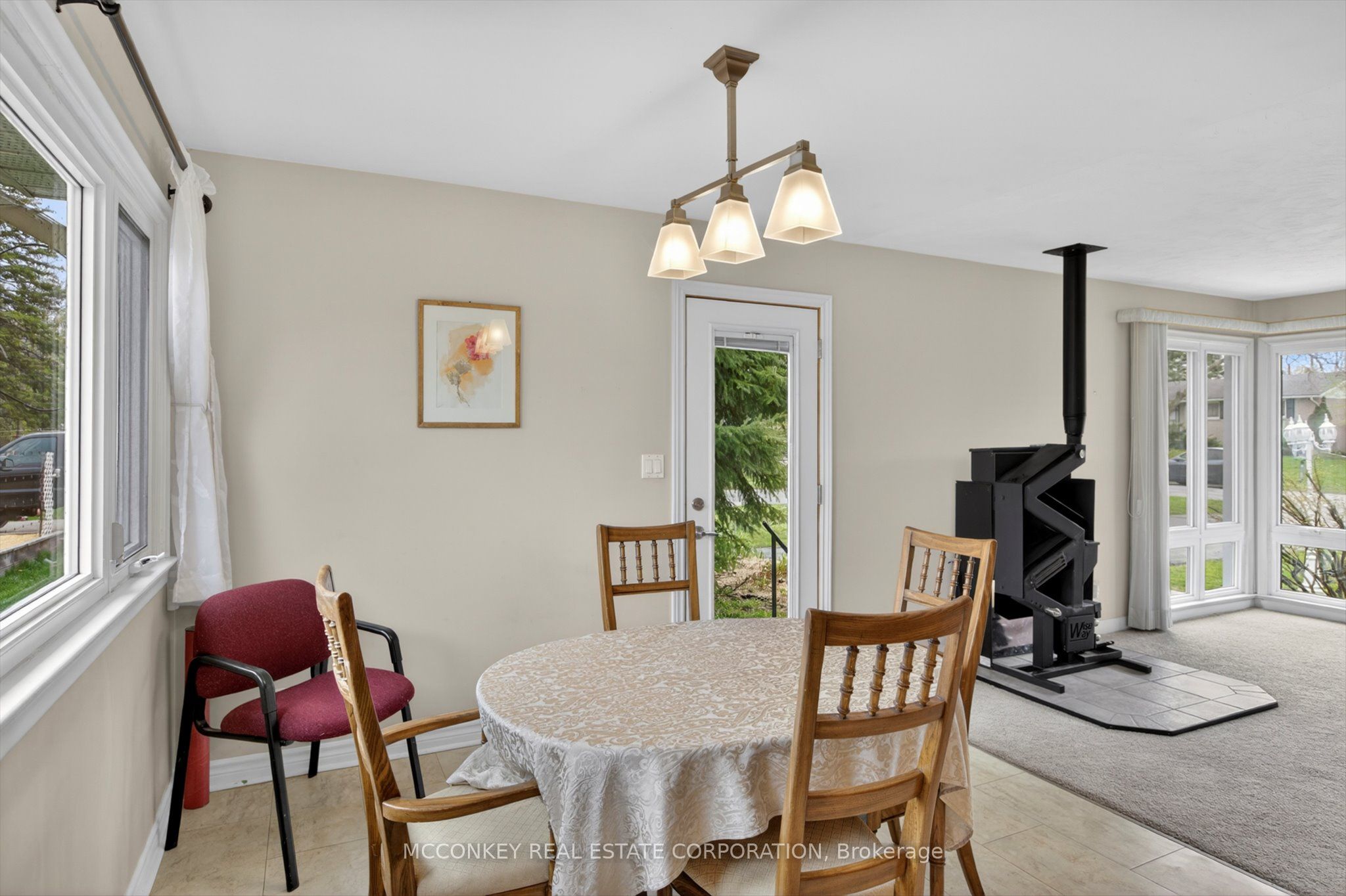 834 Crowley Crescent, Peterborough, ON K9J 6P7 photo 3