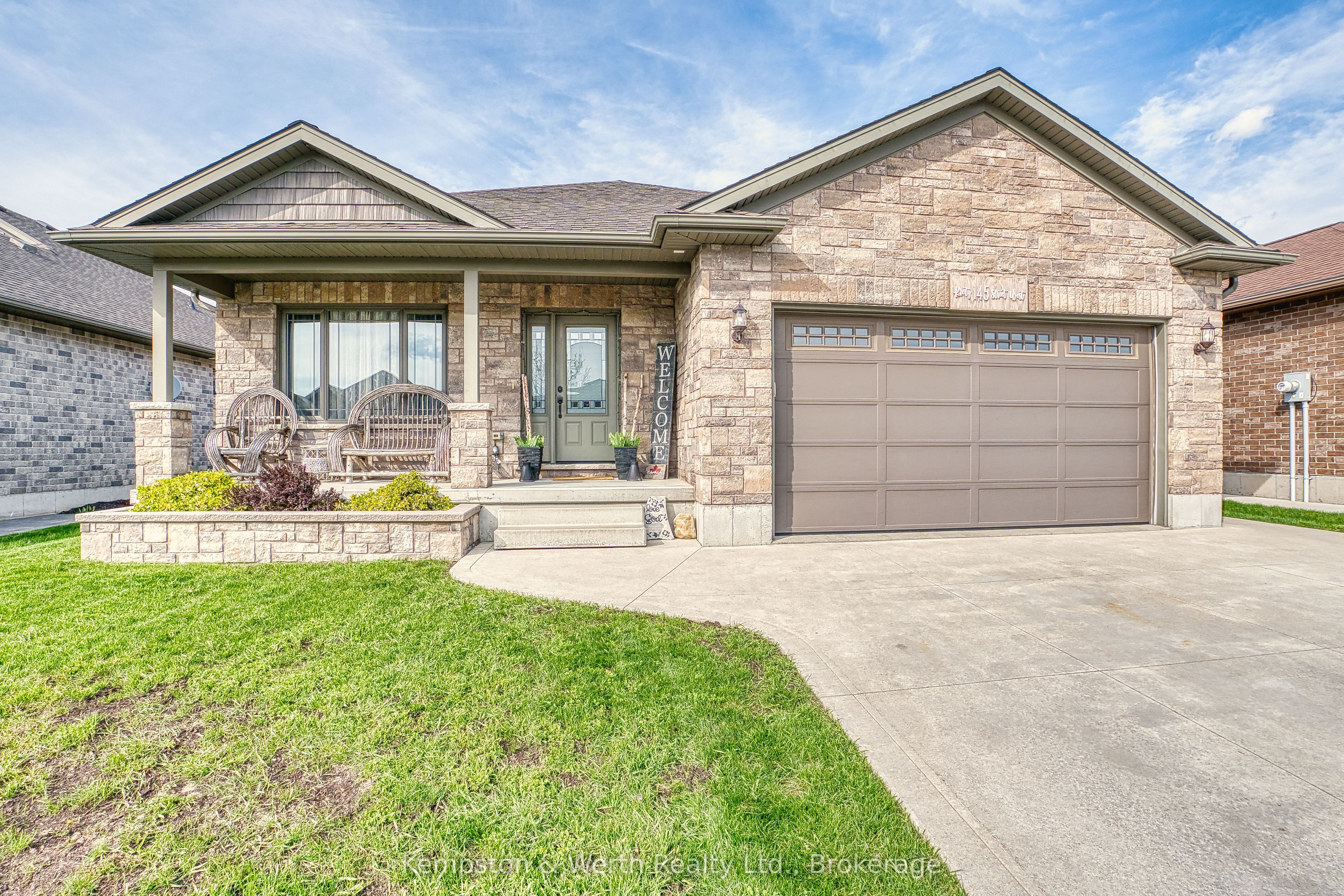 145 Krotz Street W, North Perth, ON N4W 0E1 photo 4