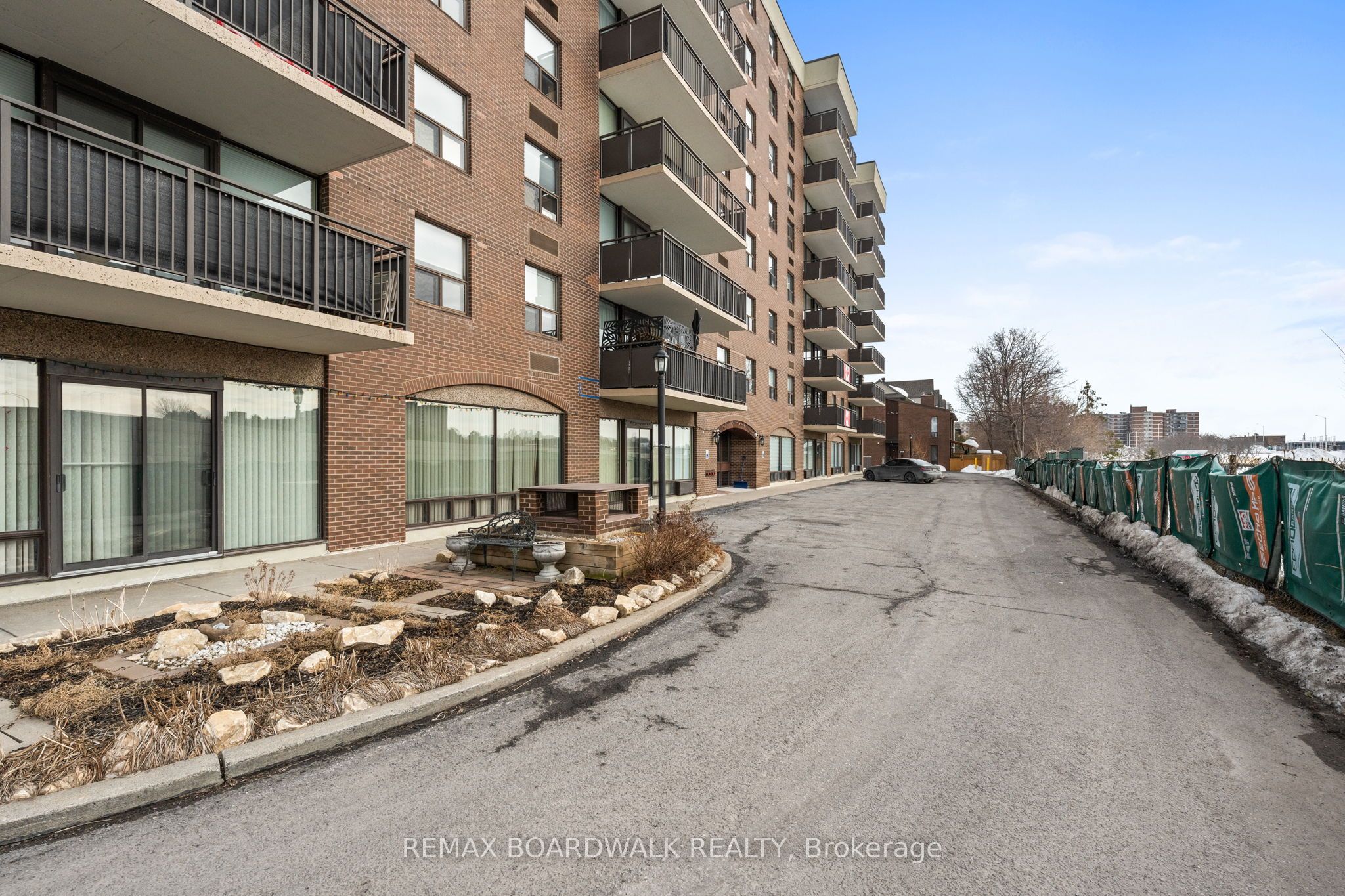 1190 Richmond Road 502, Woodroffe, ON K2B 8J3 photo 2