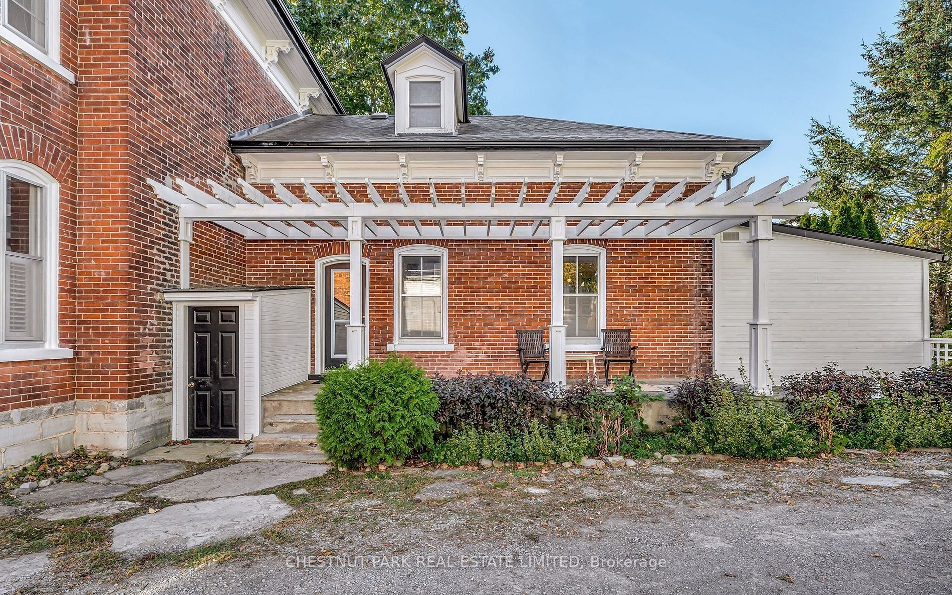 25 Picton Main Street, Prince Edward County, ON K0K 2T0 photo 4