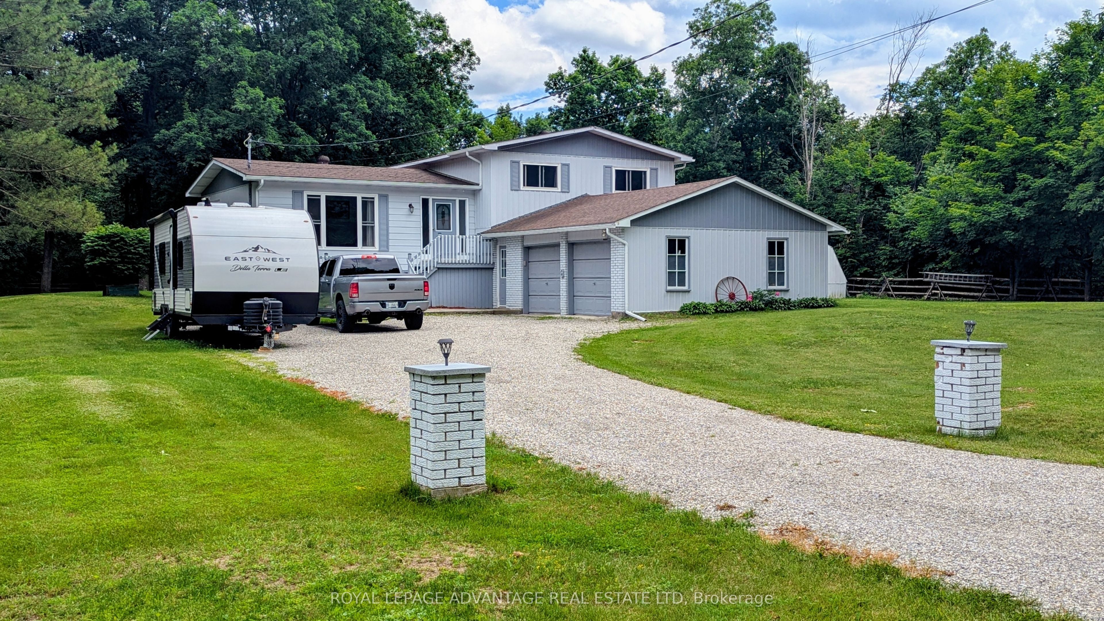 5 Tower Road, Rideau Lakes, ON K0G 1L0