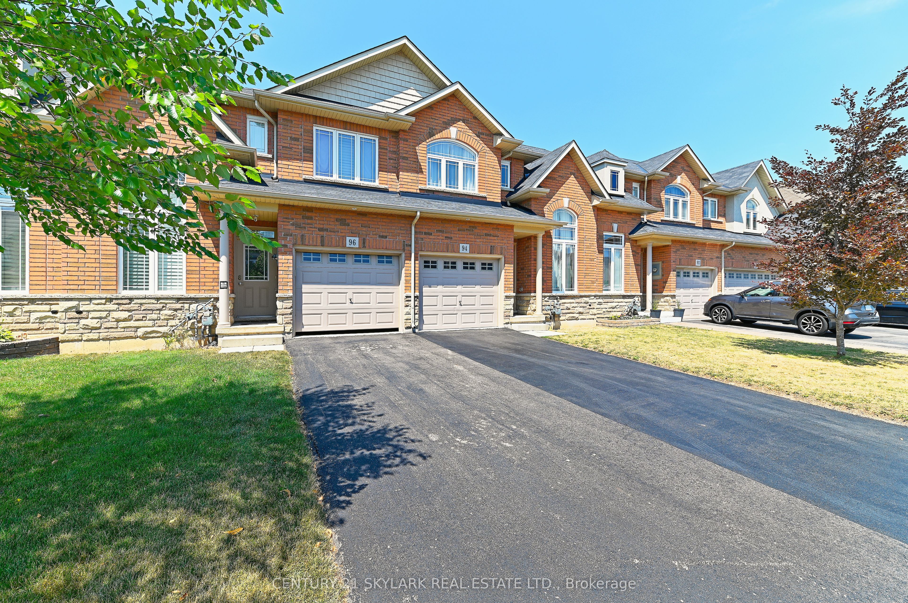 96 CHARLESWOOD Crescent, Hamilton, ON L0R 1P0 photo 3