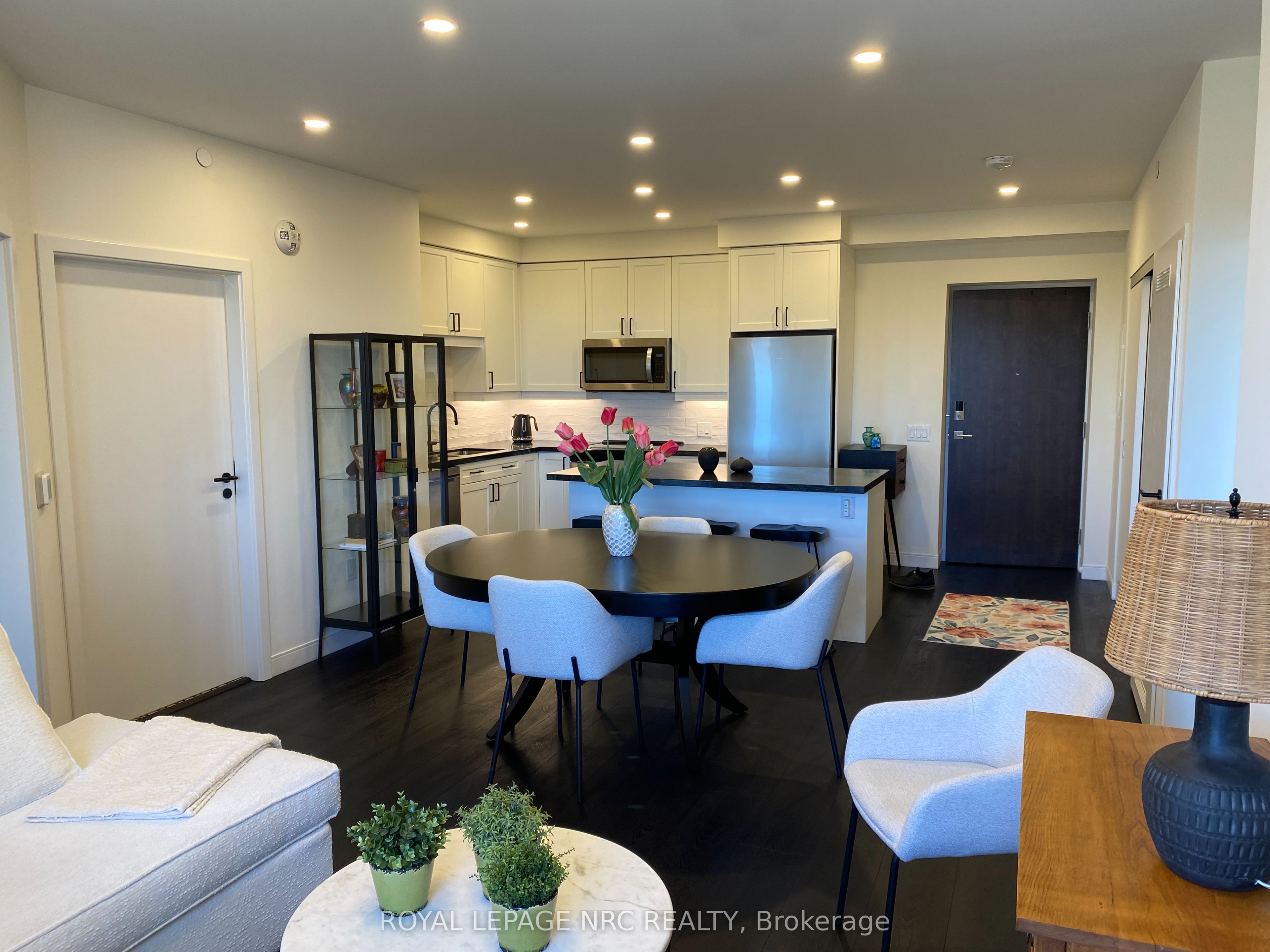 118 West Street 604, Port Colborne, ON L3K 4C9