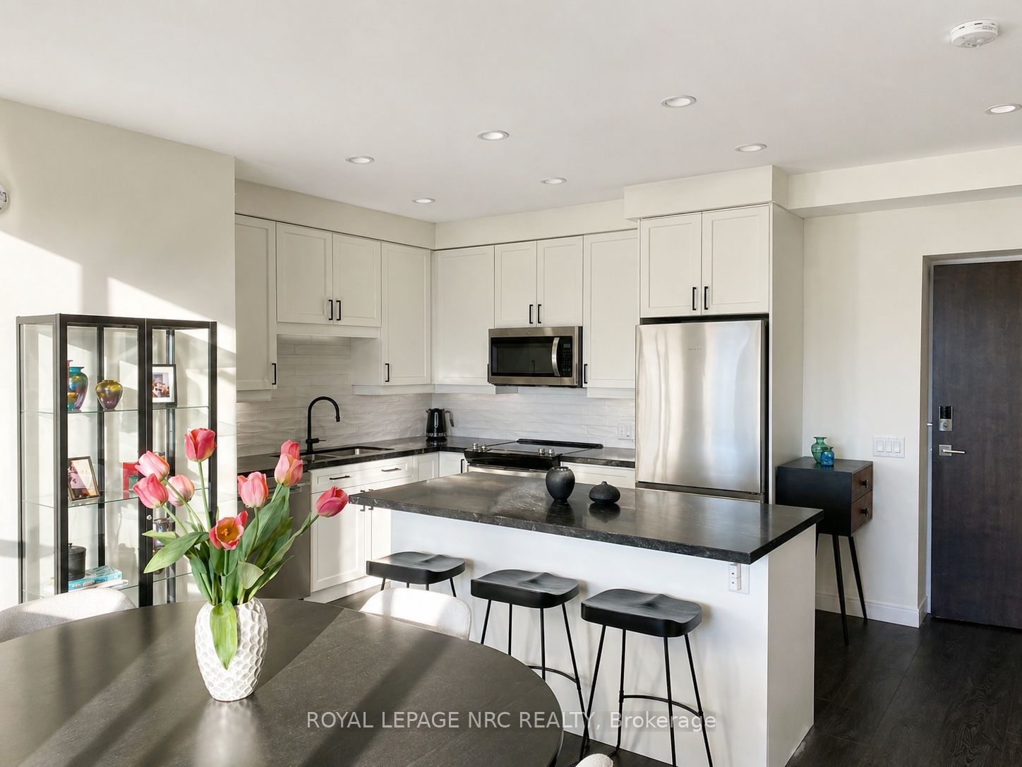 118 West Street 604, Port Colborne, ON L3K 4C9 photo 5