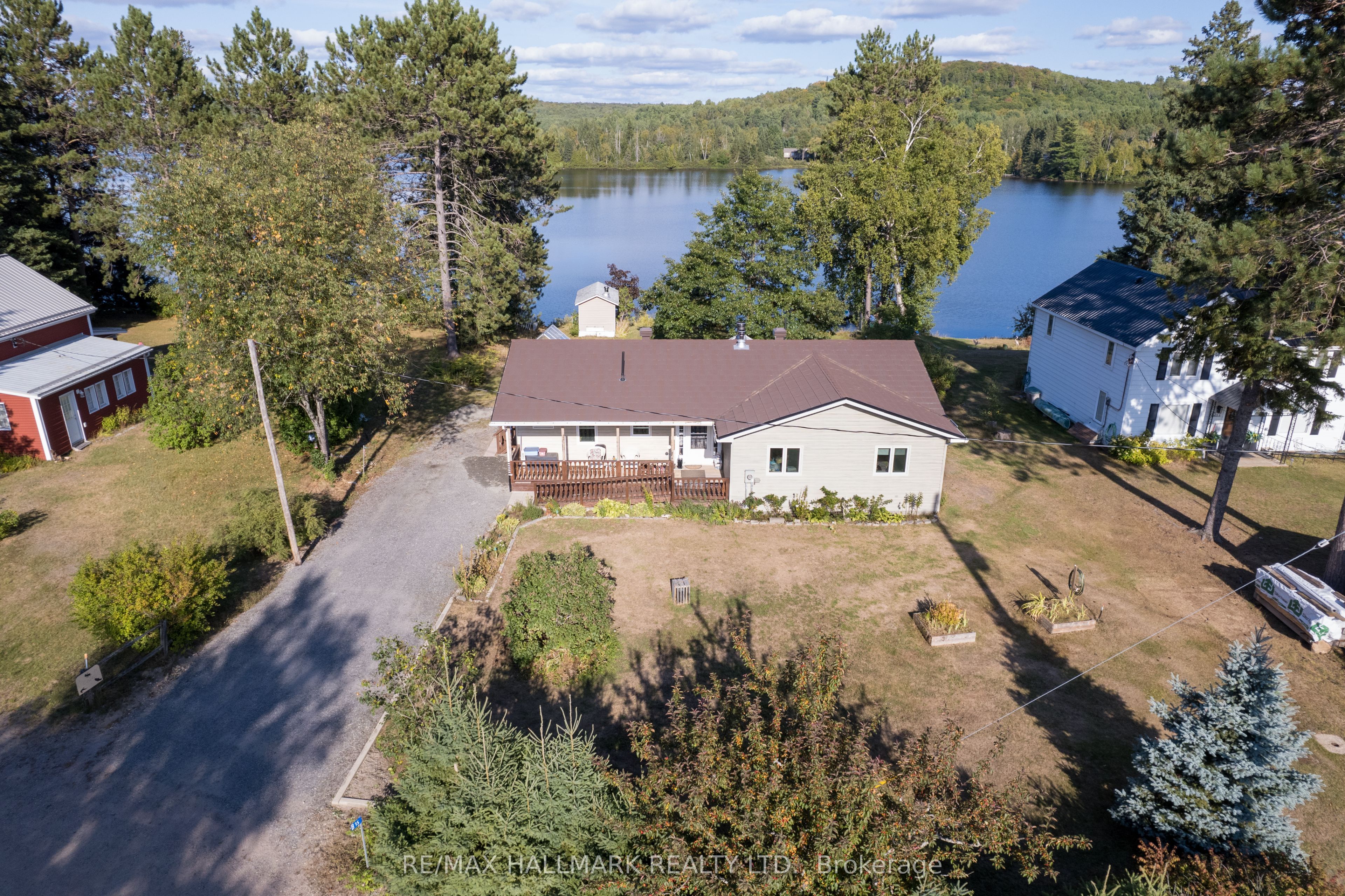 35B Card Road, Hastings Highlands, ON K0L 2K0 photo 2