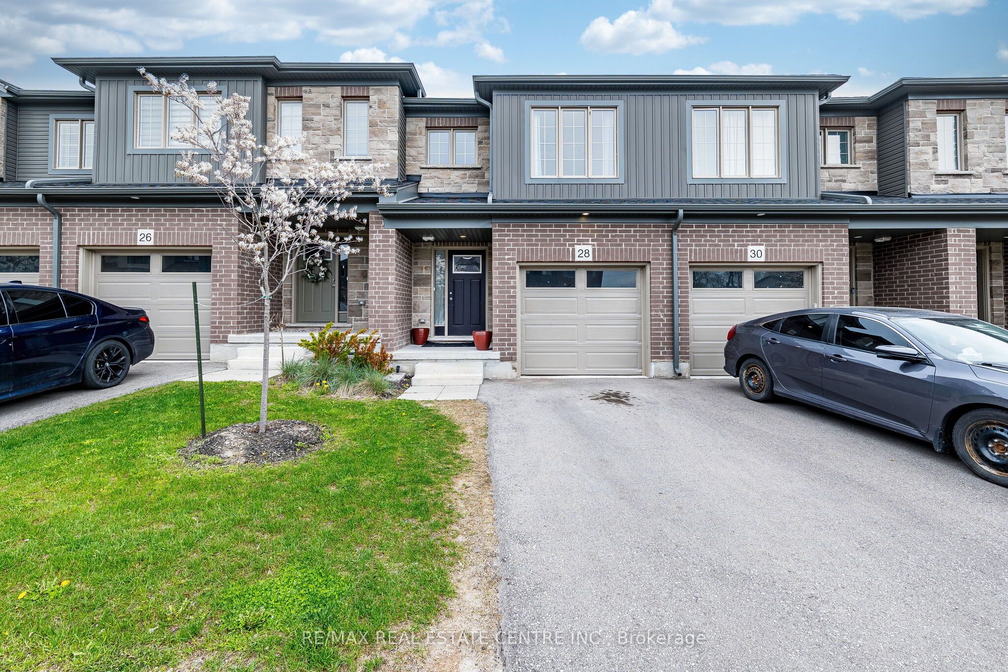 28 West Mill Street, North Dumfries, ON N0B 1E0
