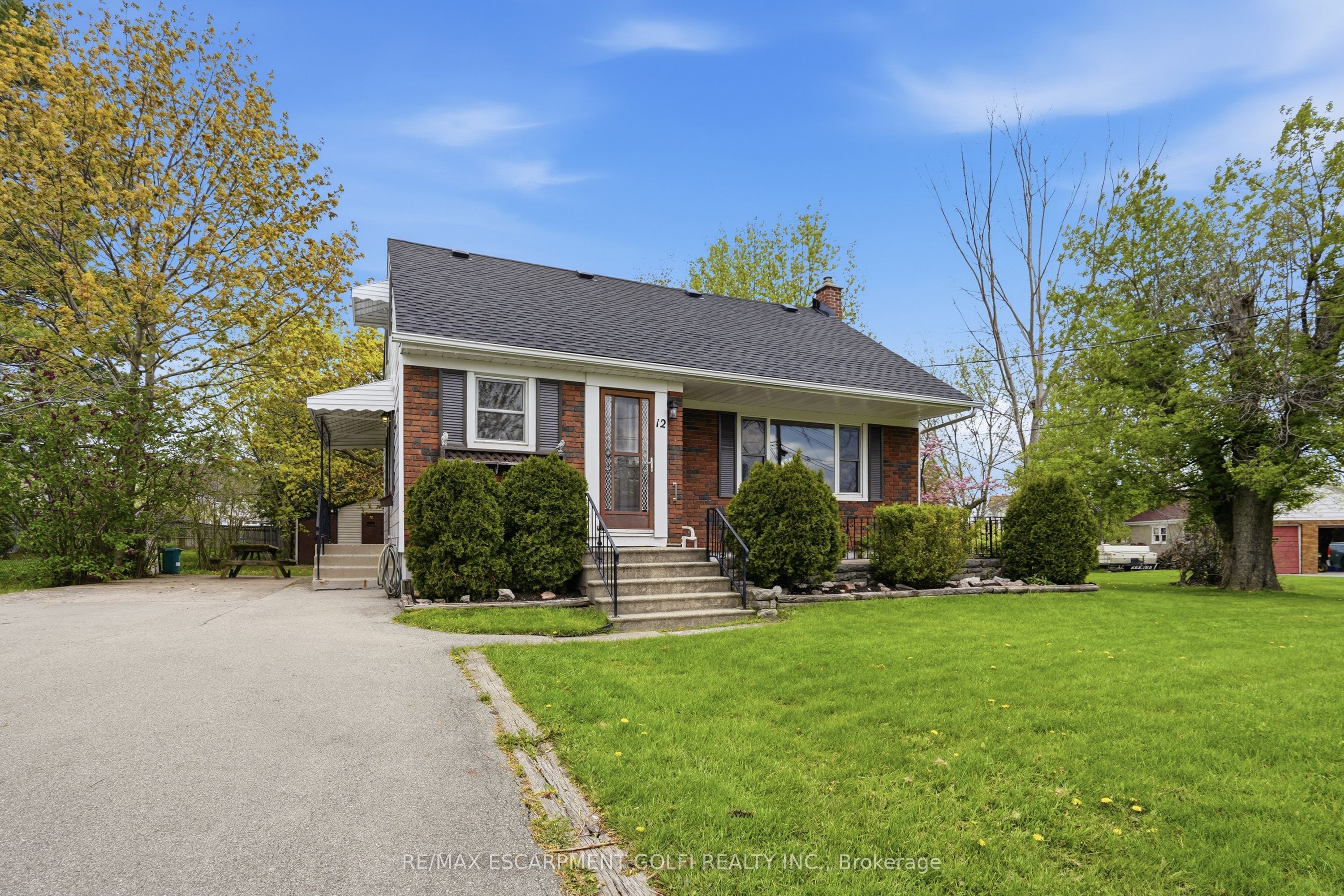 12 Valley Road, St. Catharines, ON L2S 1Y6 photo 3
