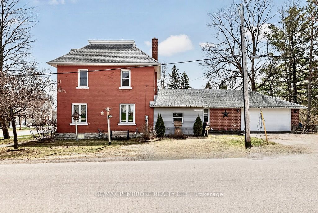 402 Christie Street, Pembroke, ON K8A 4R9 photo 4